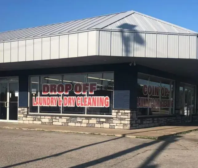 Rusty tub laundromat - Image 6