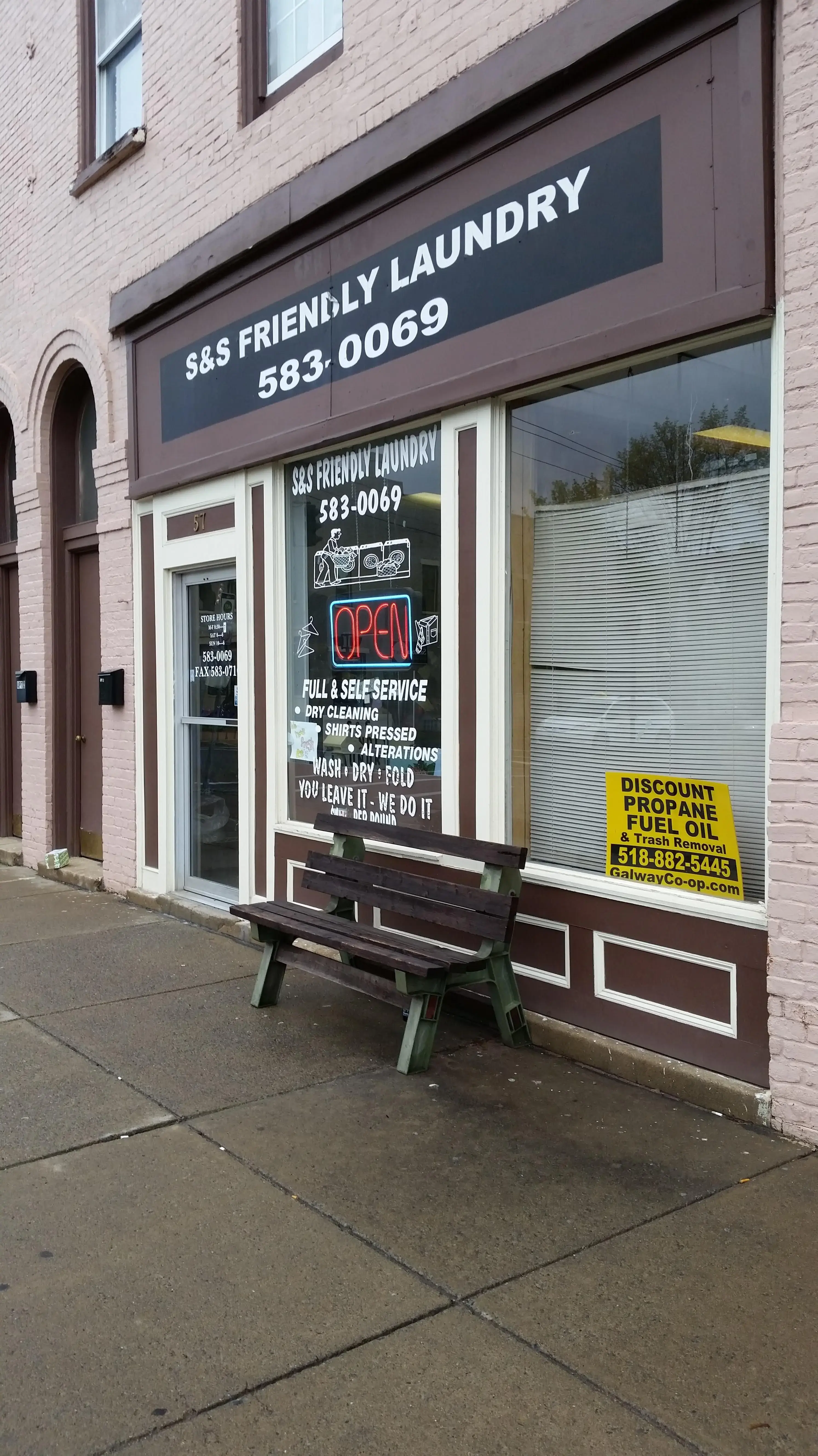 S & S Friendly Laundry - Image 2
