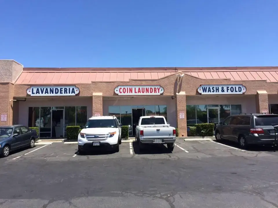 S & W Laundromat thumbnail 17