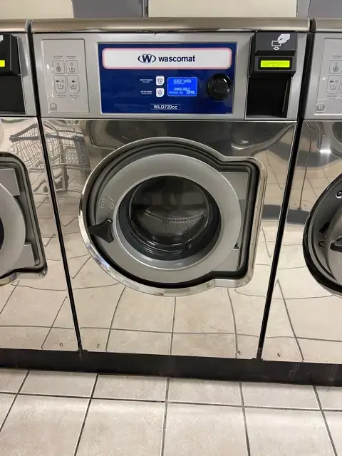 S & W Laundromat thumbnail 12