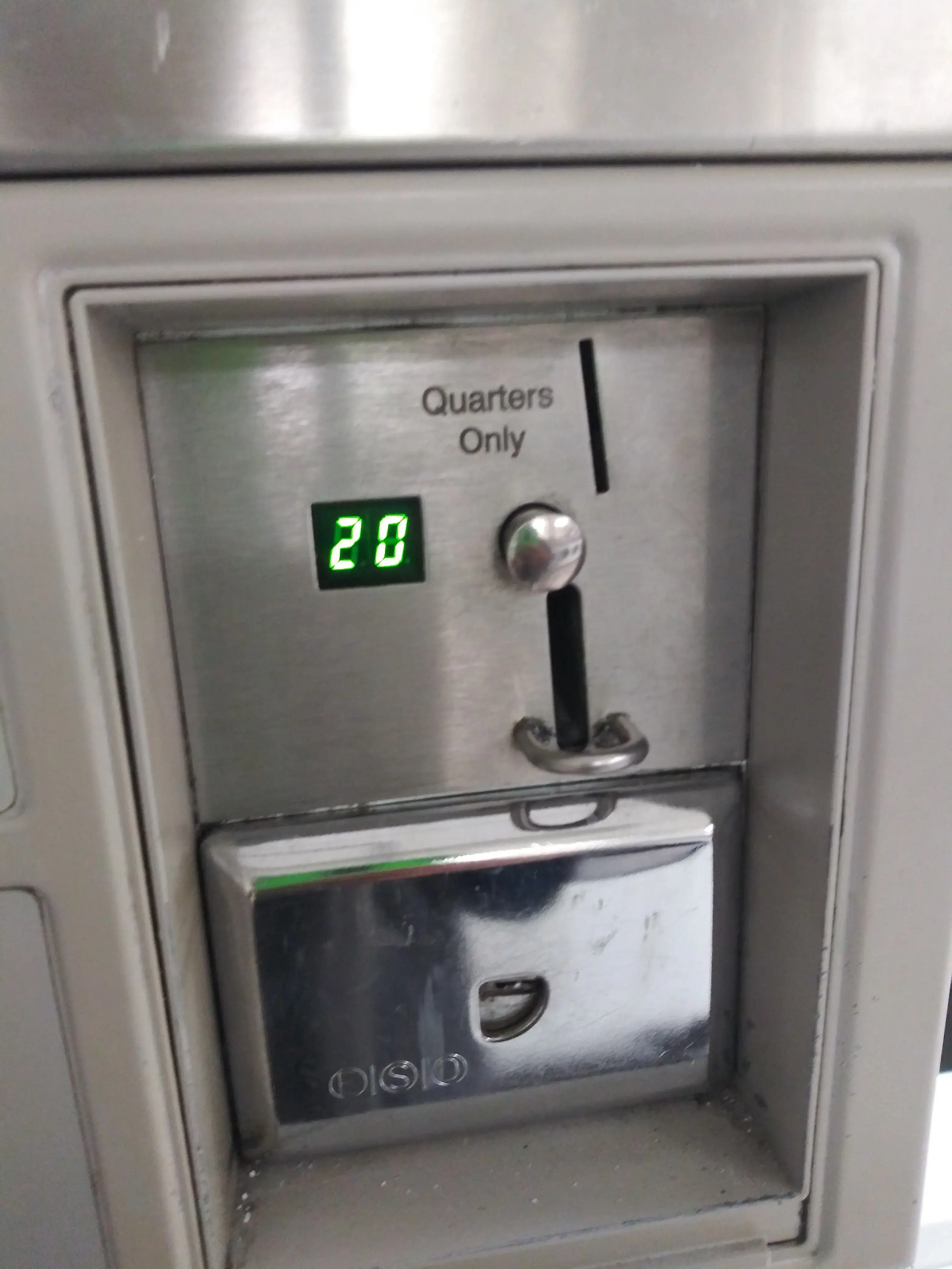 S & W Laundromat - Image 9