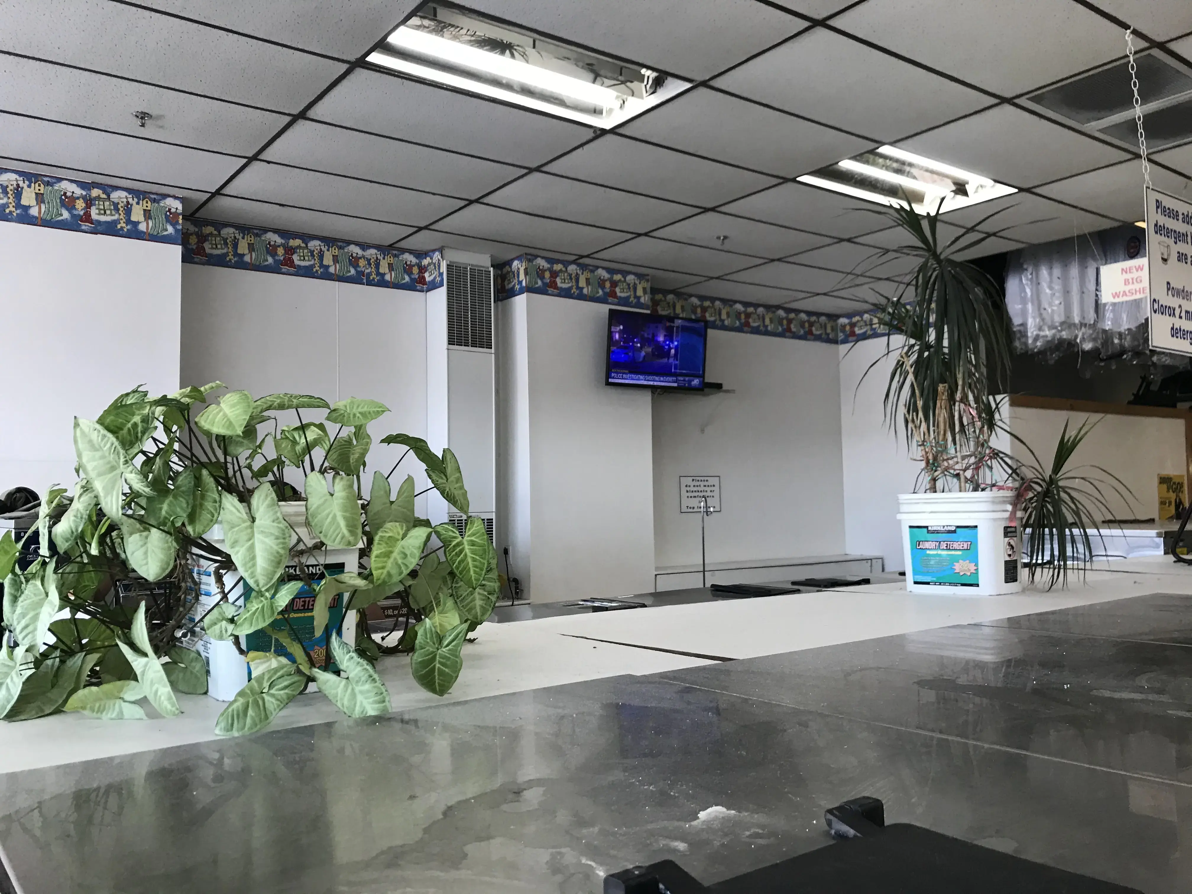 Sabanty's Dry Cleaners - Image 4