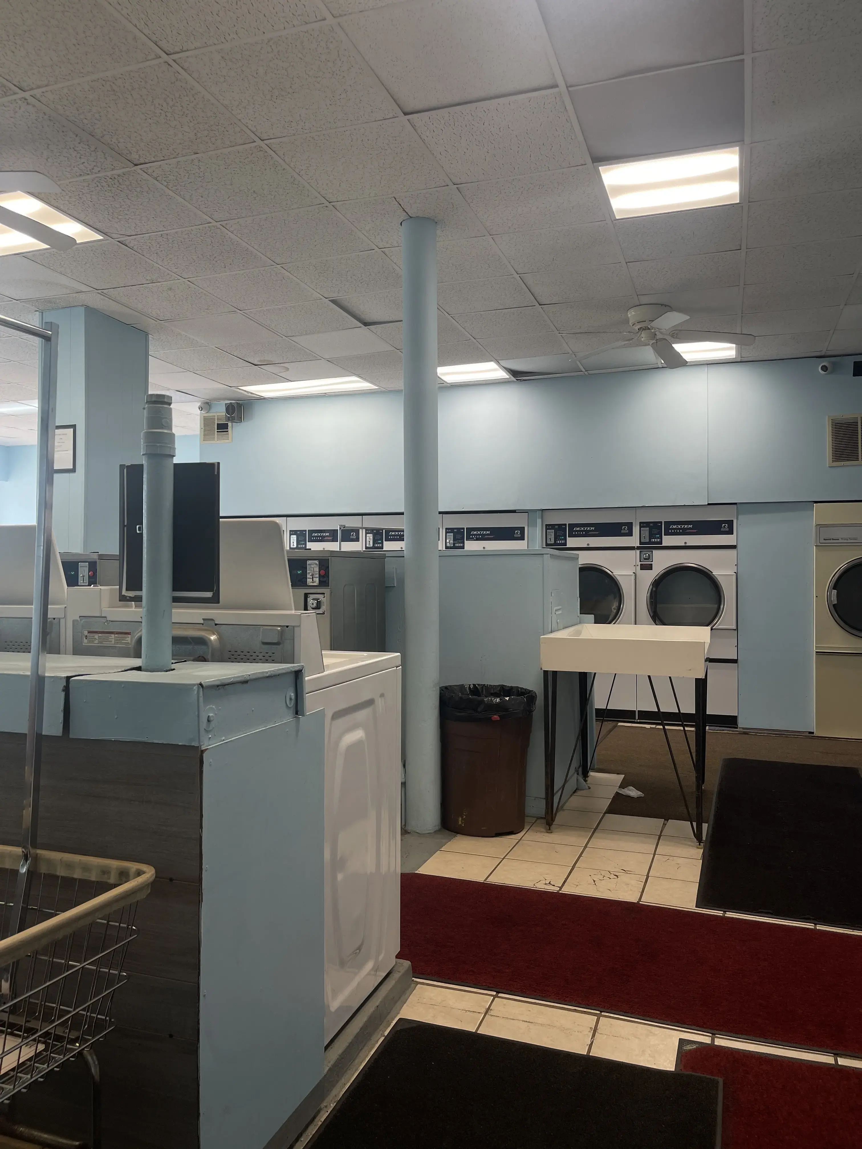 Sac of Suds Laundromat thumbnail 2