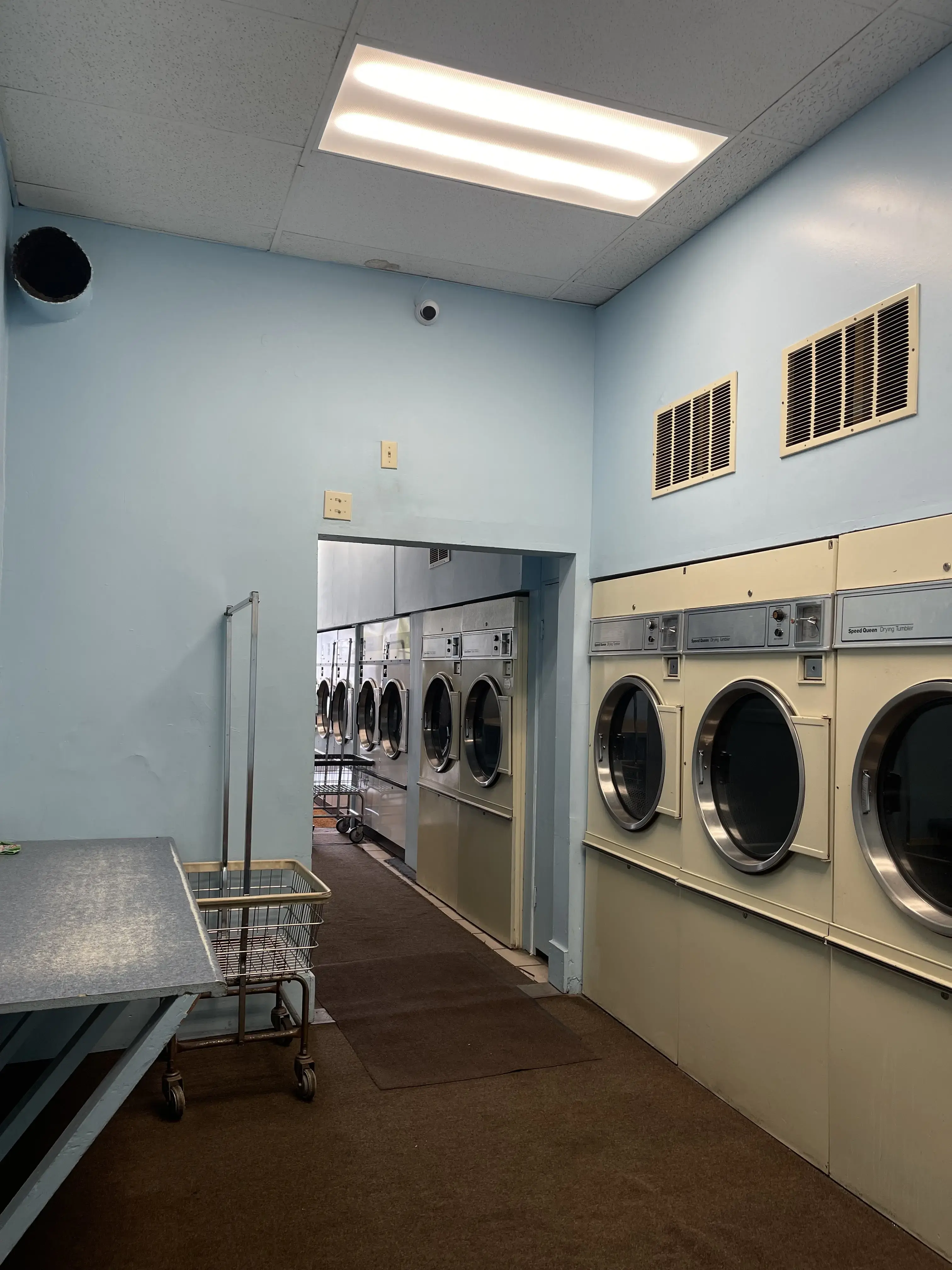 Sac of Suds Laundromat thumbnail 11
