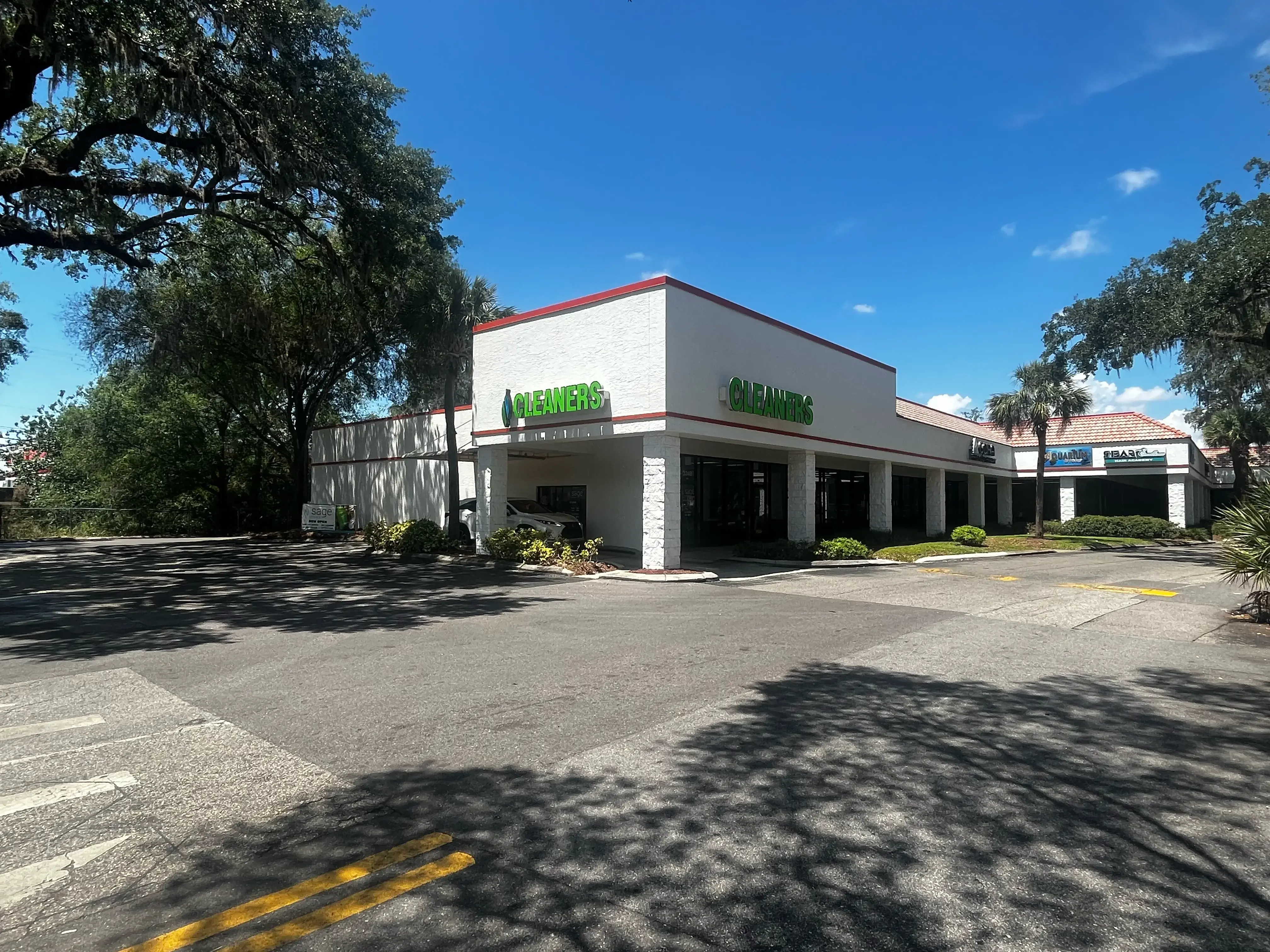 Sage Cleaners & Alterations - Image 3