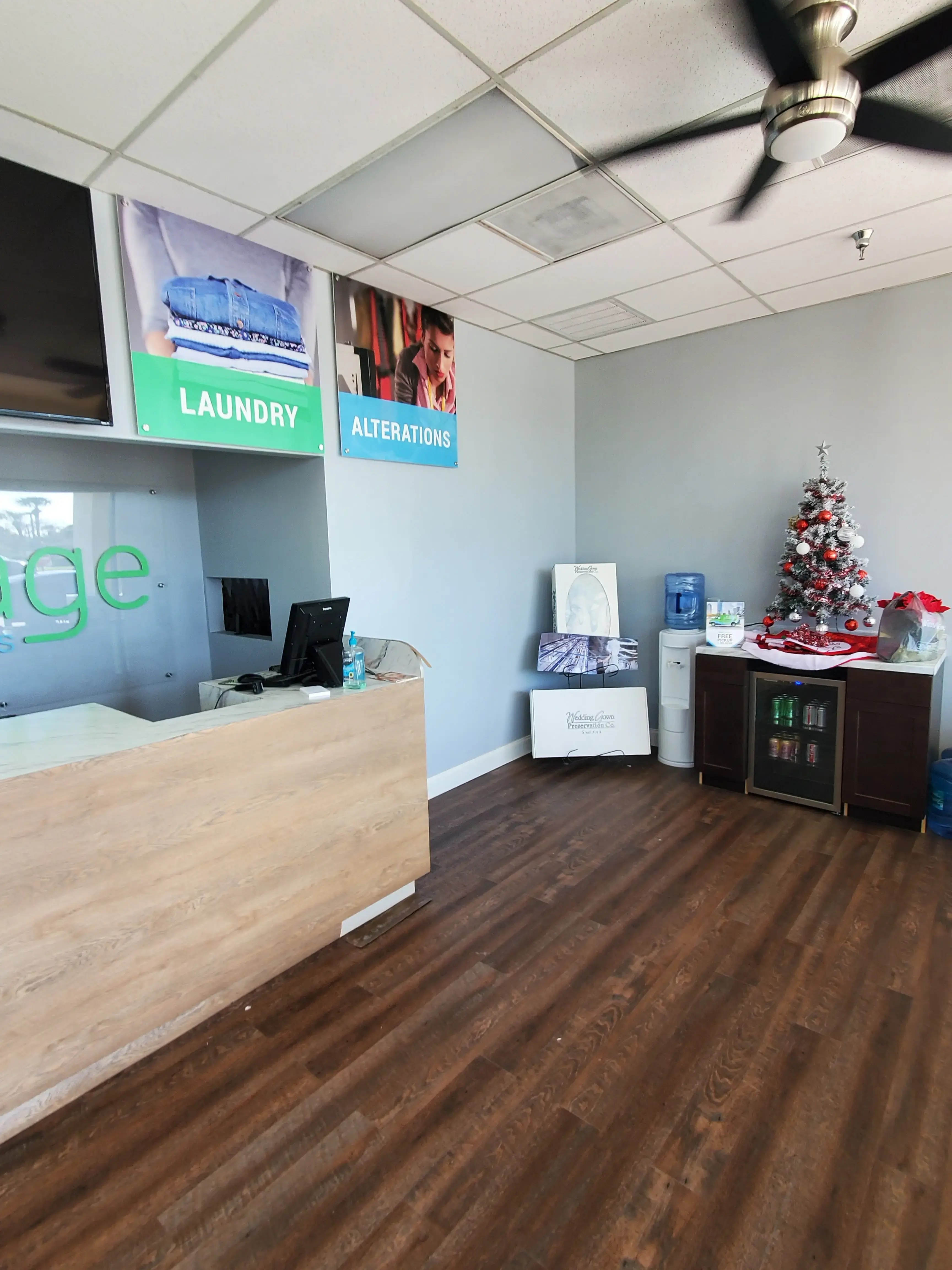 Sage Cleaners: Apollo Beach Dry Cleaners & Laundry Service thumbnail 5