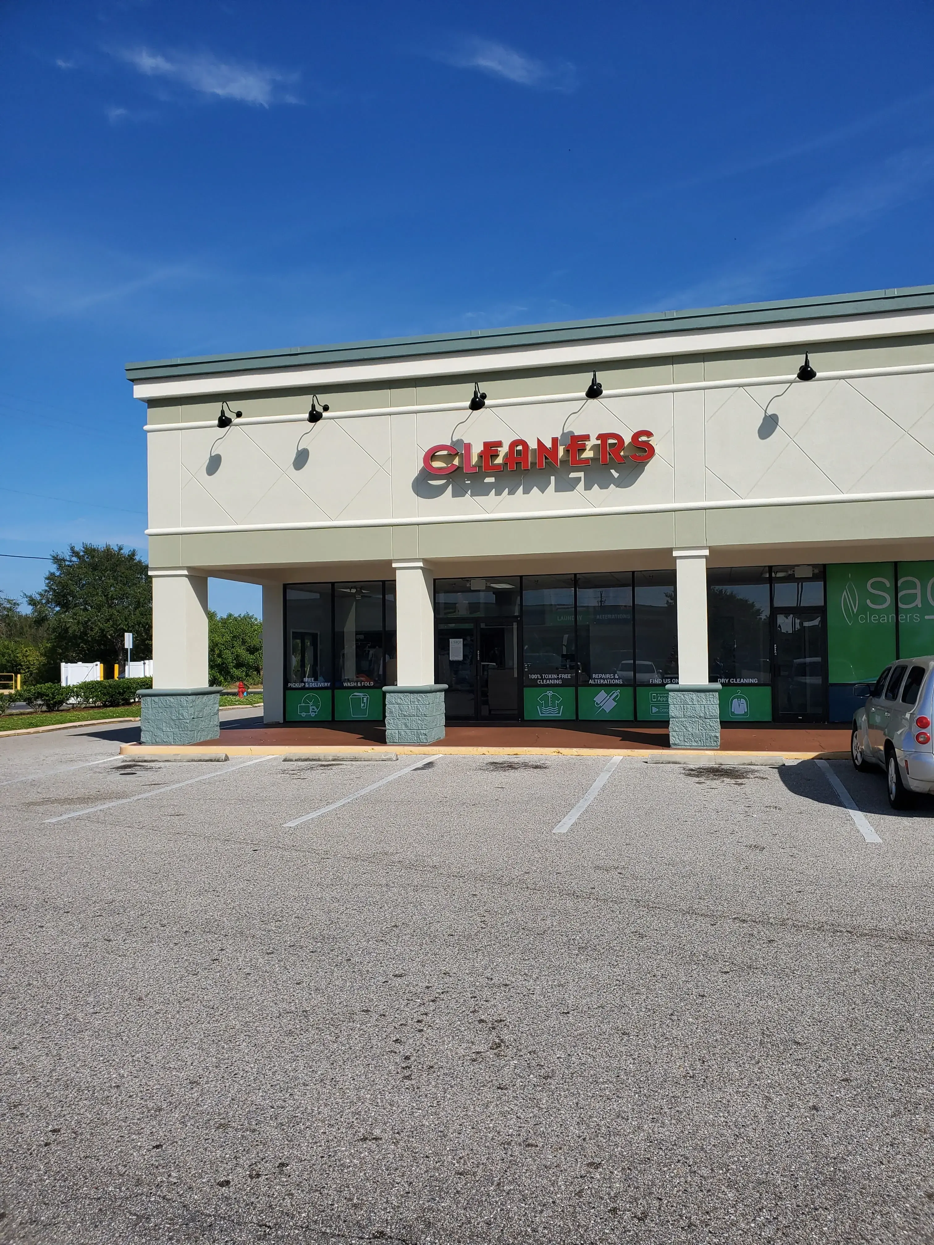 Sage Cleaners: Apollo Beach Dry Cleaners & Laundry Service - Image 2