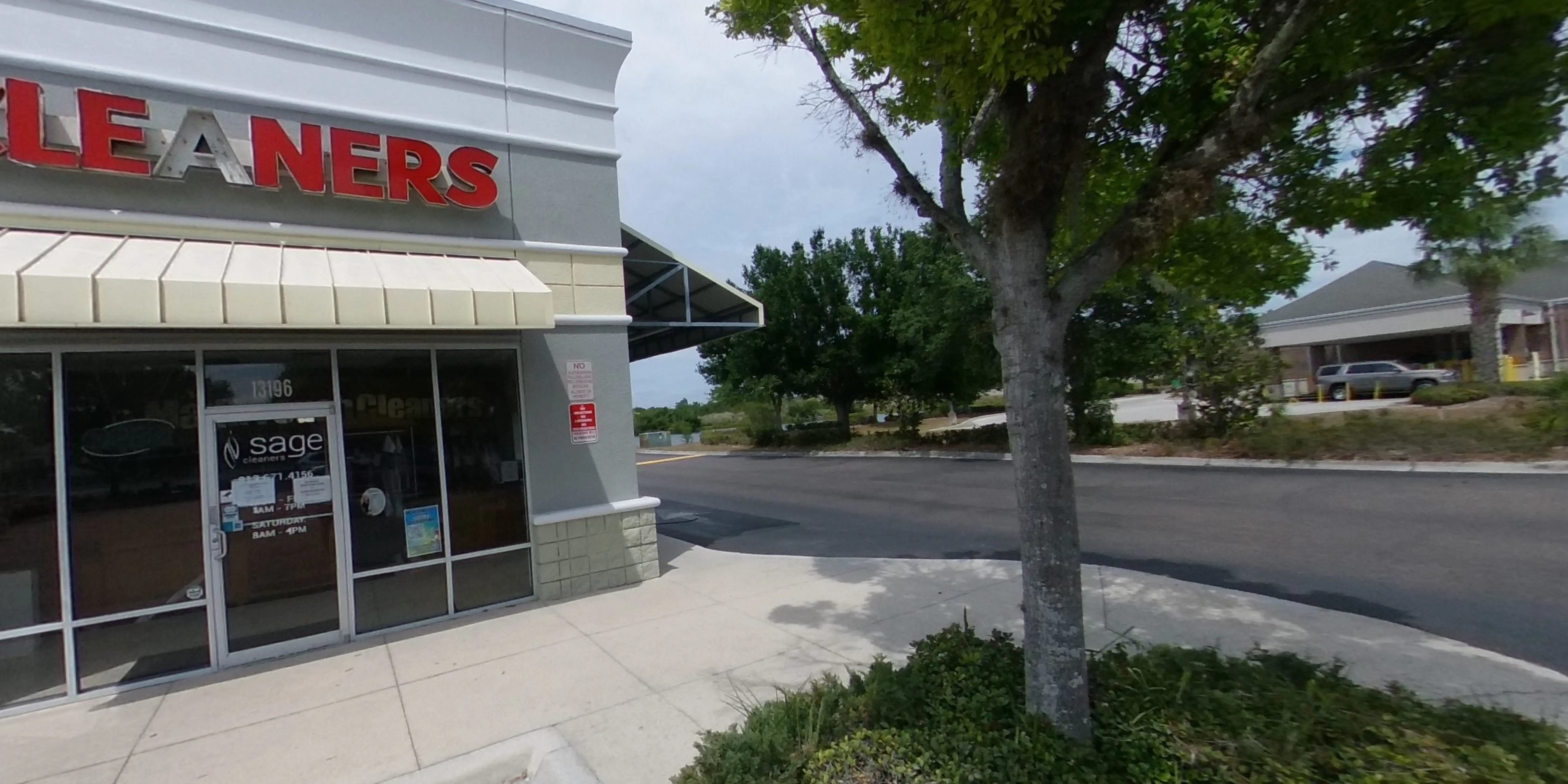 Sage Cleaners: Riverview Dry Cleaners & Laundry Service - Image 1