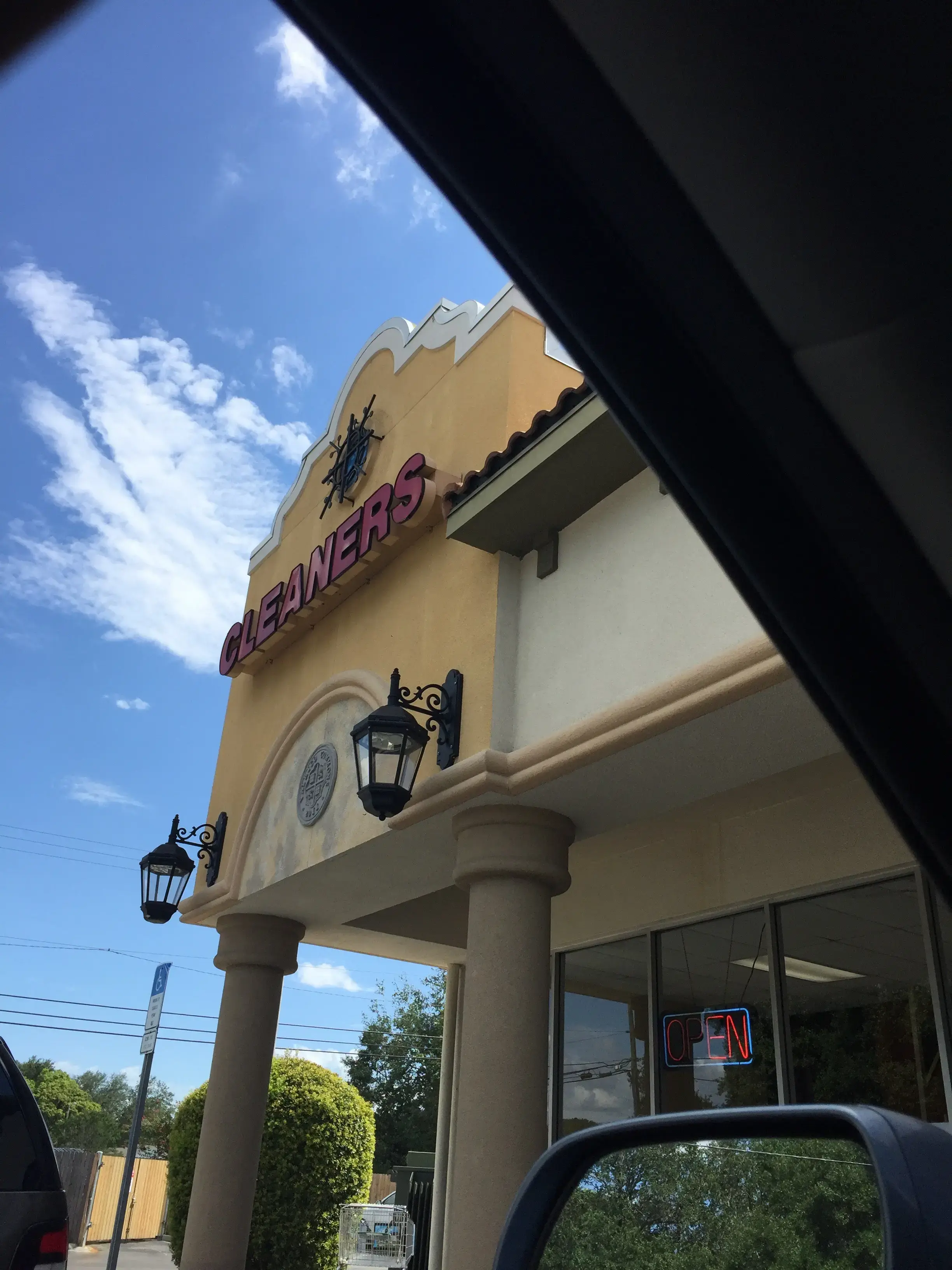 Sage Cleaners: Valrico Dry Cleaners & Laundry Service - Image 6