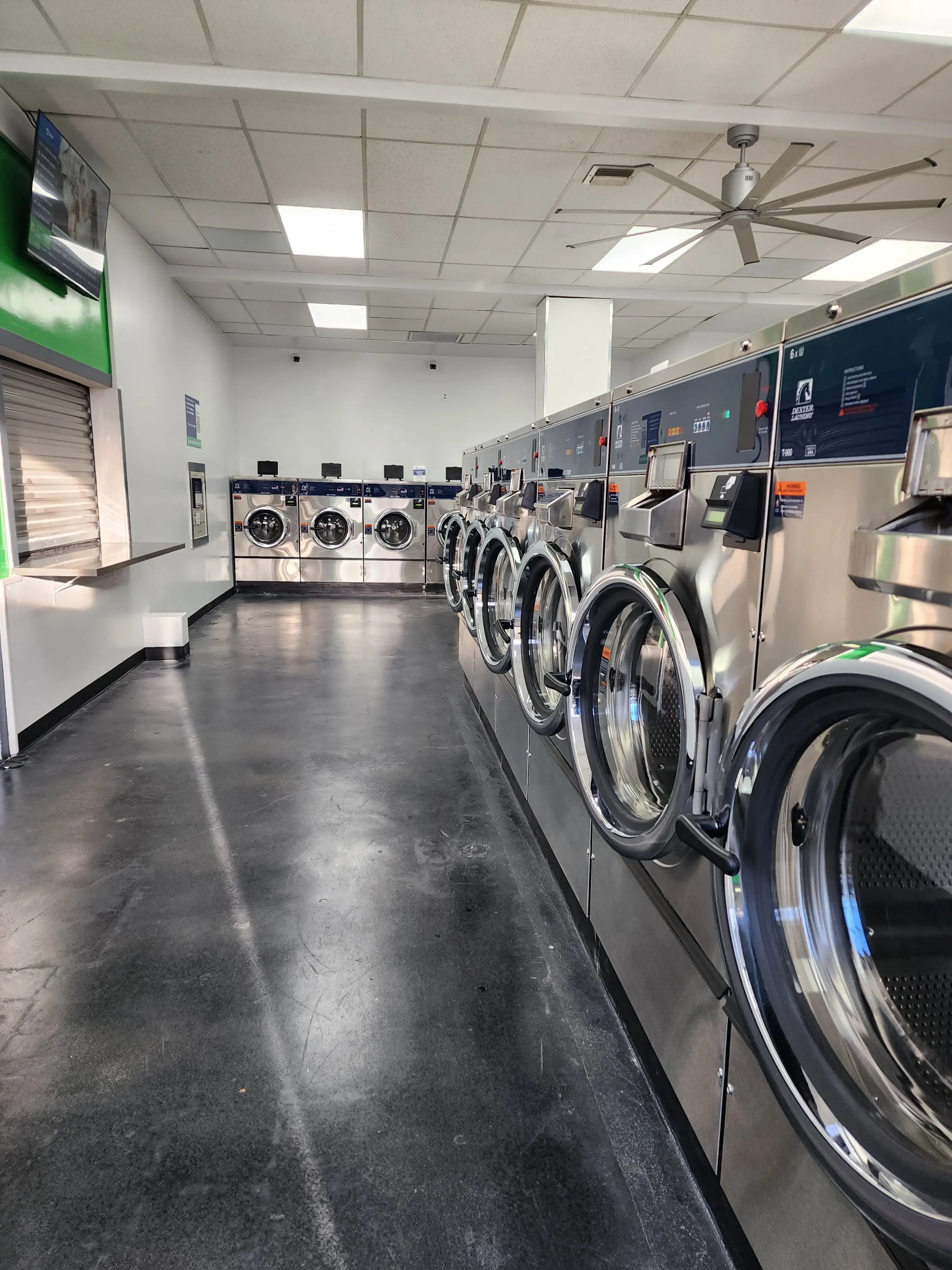 Sage Laundry Of Sacramento thumbnail 3