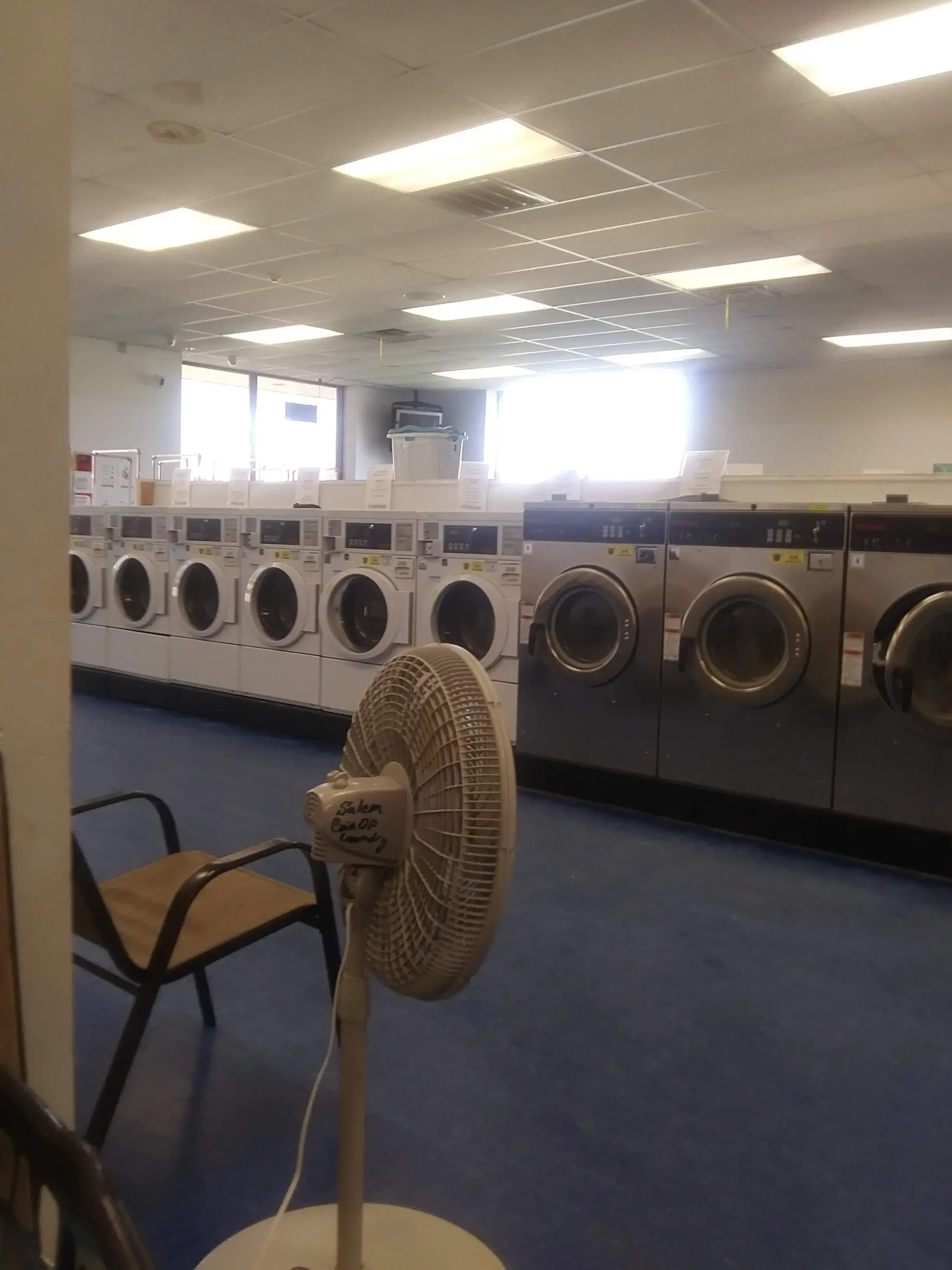 Salem Coin Op Laundry thumbnail 18