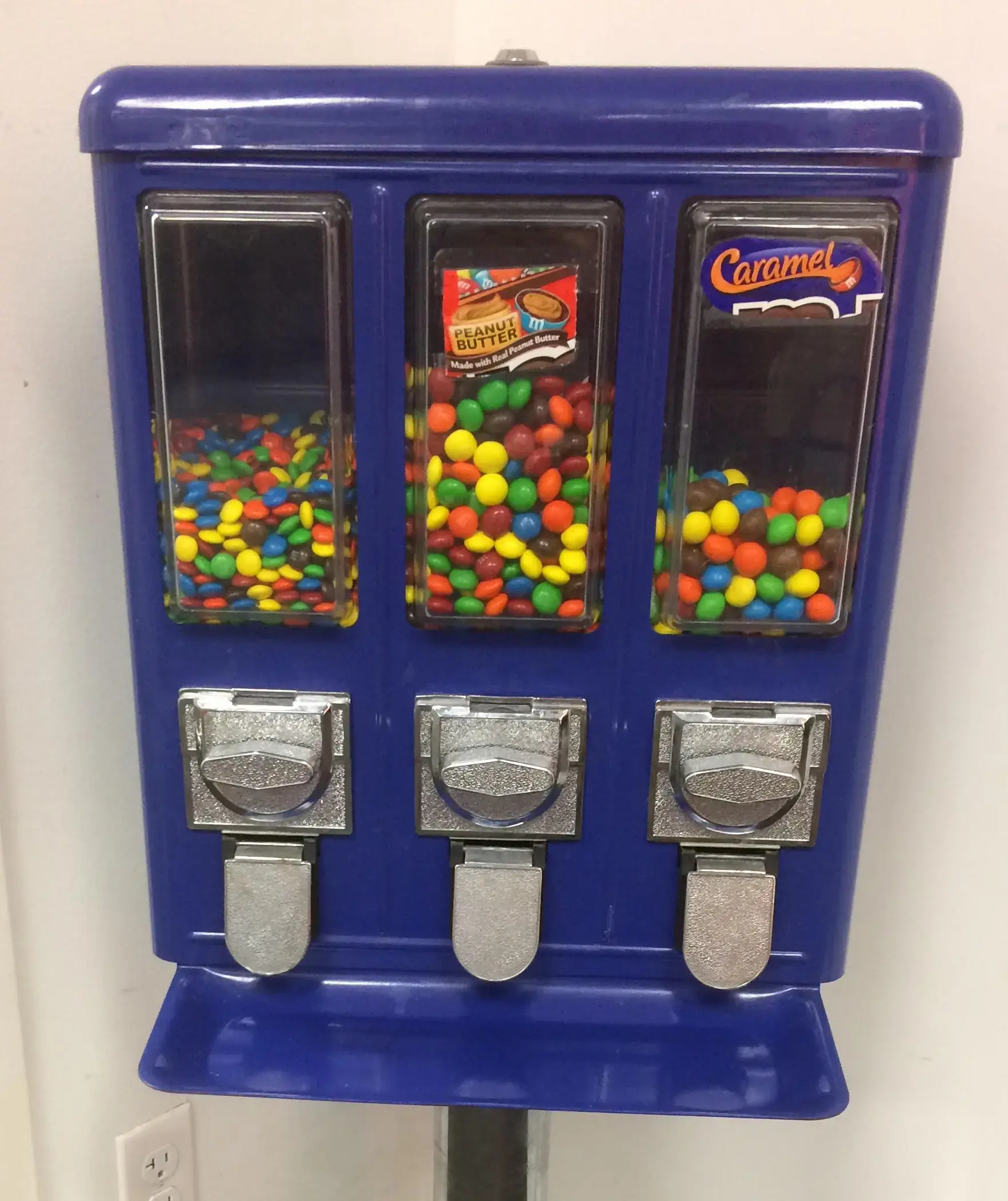 Salem Coin Op Laundry - Image 4