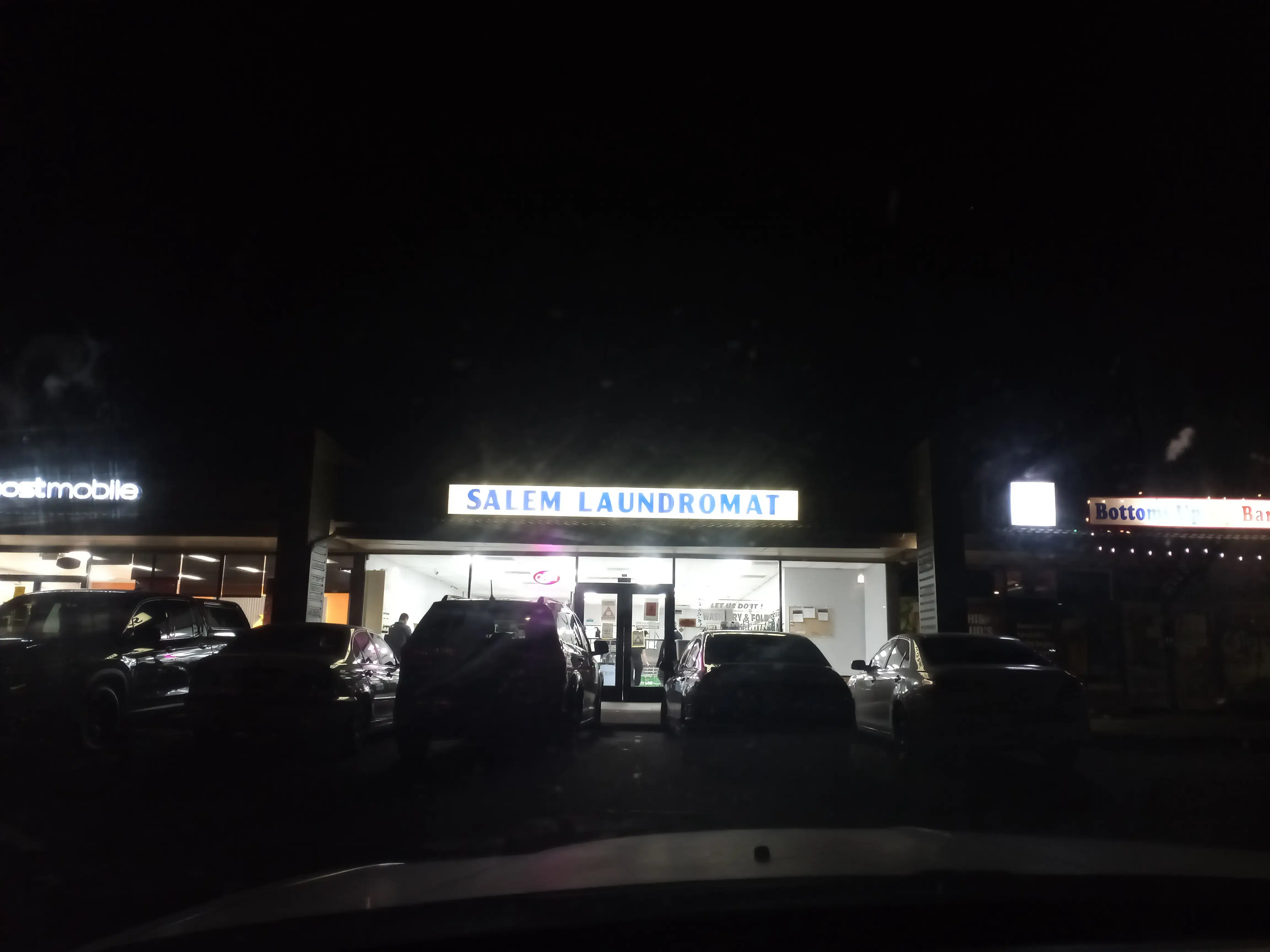 Salem Laundromat thumbnail 10