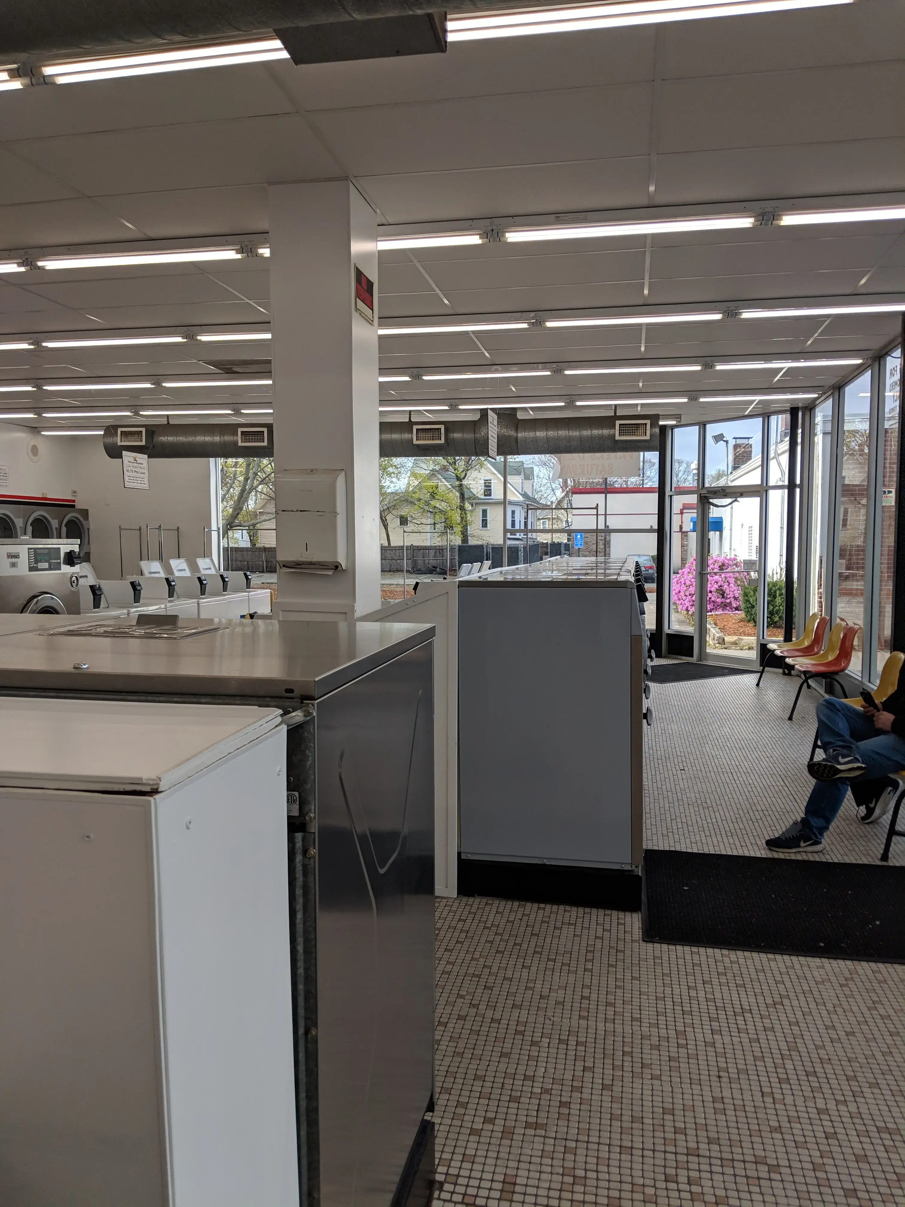 Salem Laundry Co - Image 5