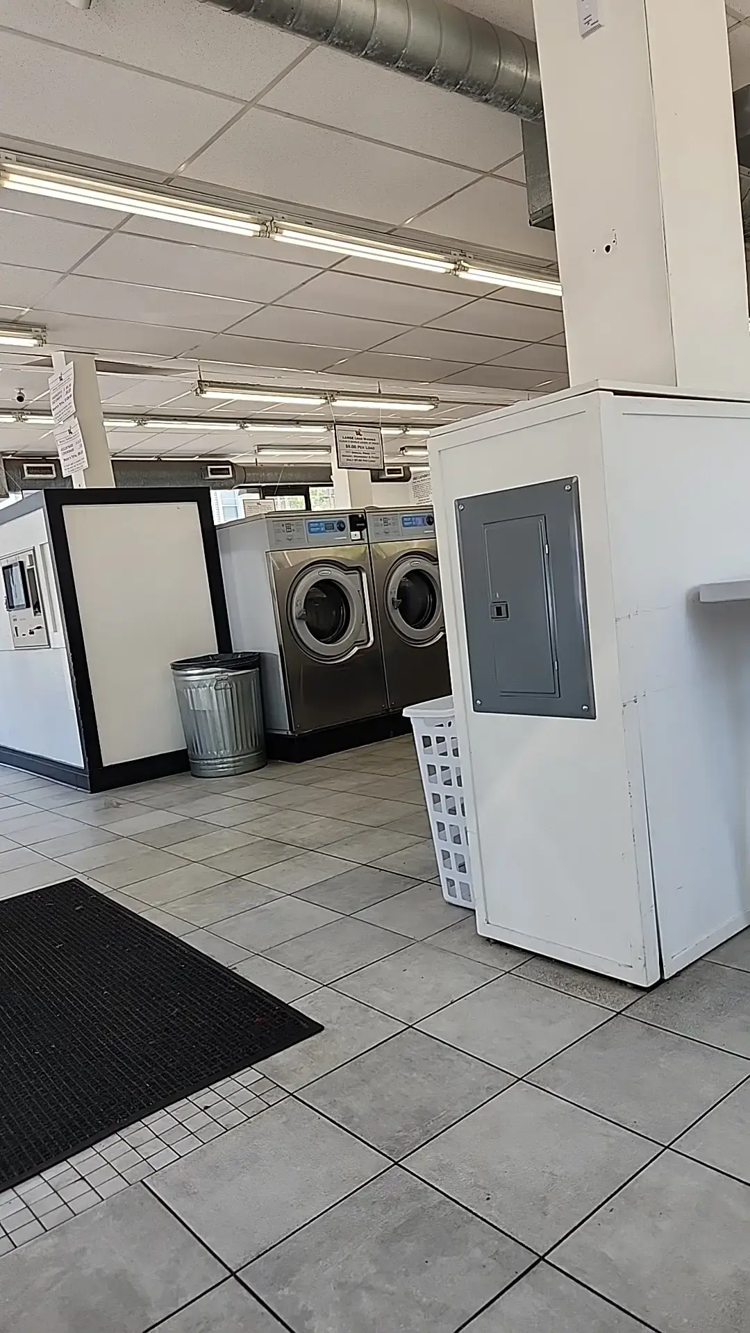 Salem Laundry Co thumbnail 4