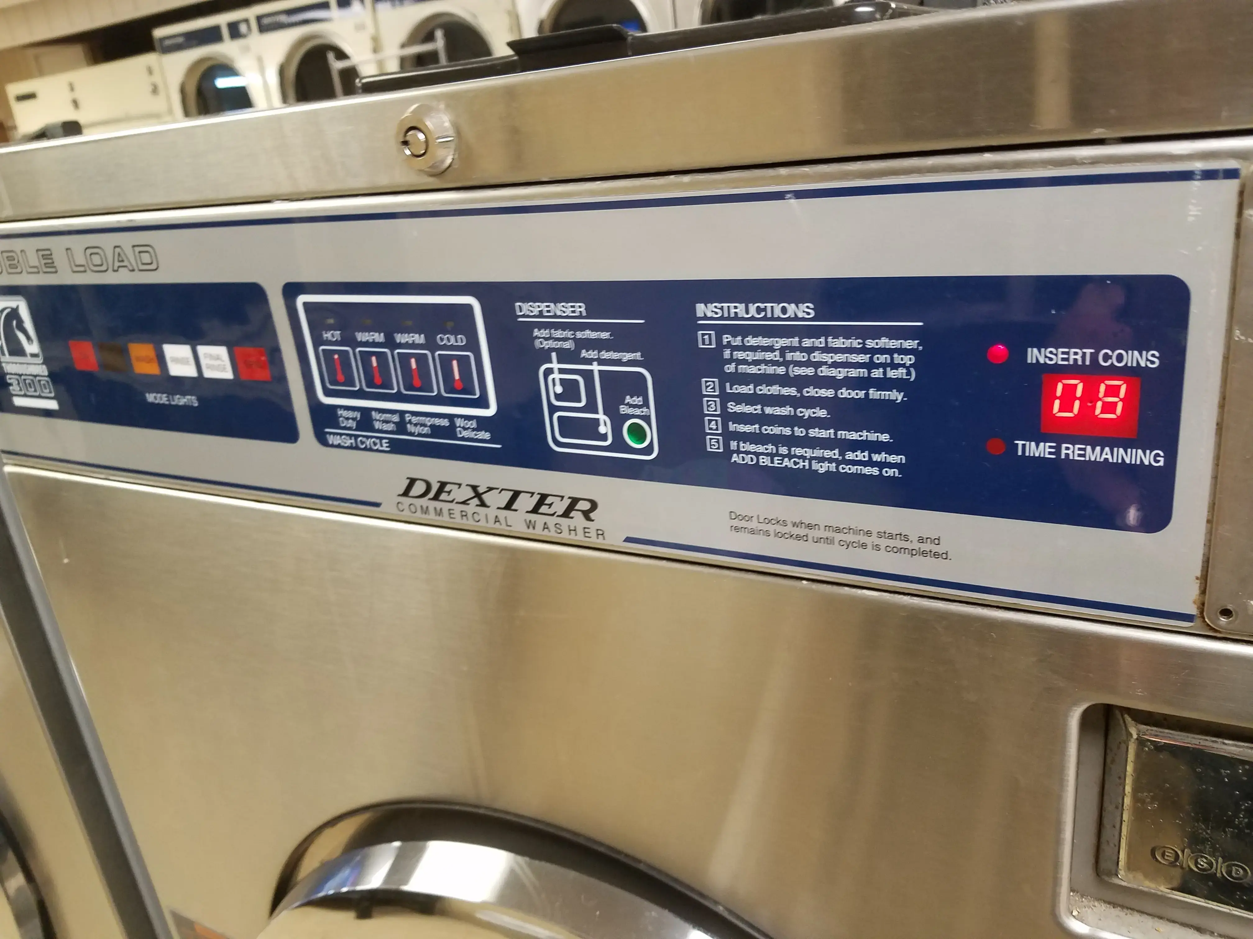 Salem Laundry Room - Image 10