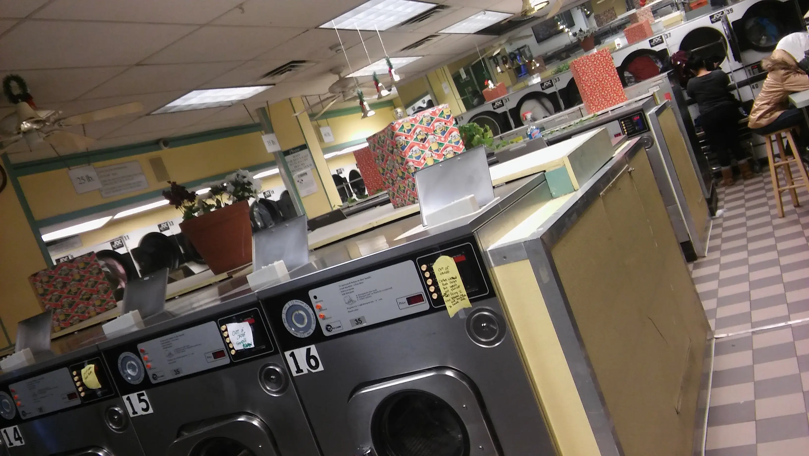 Salem Street Laundry - Image 2