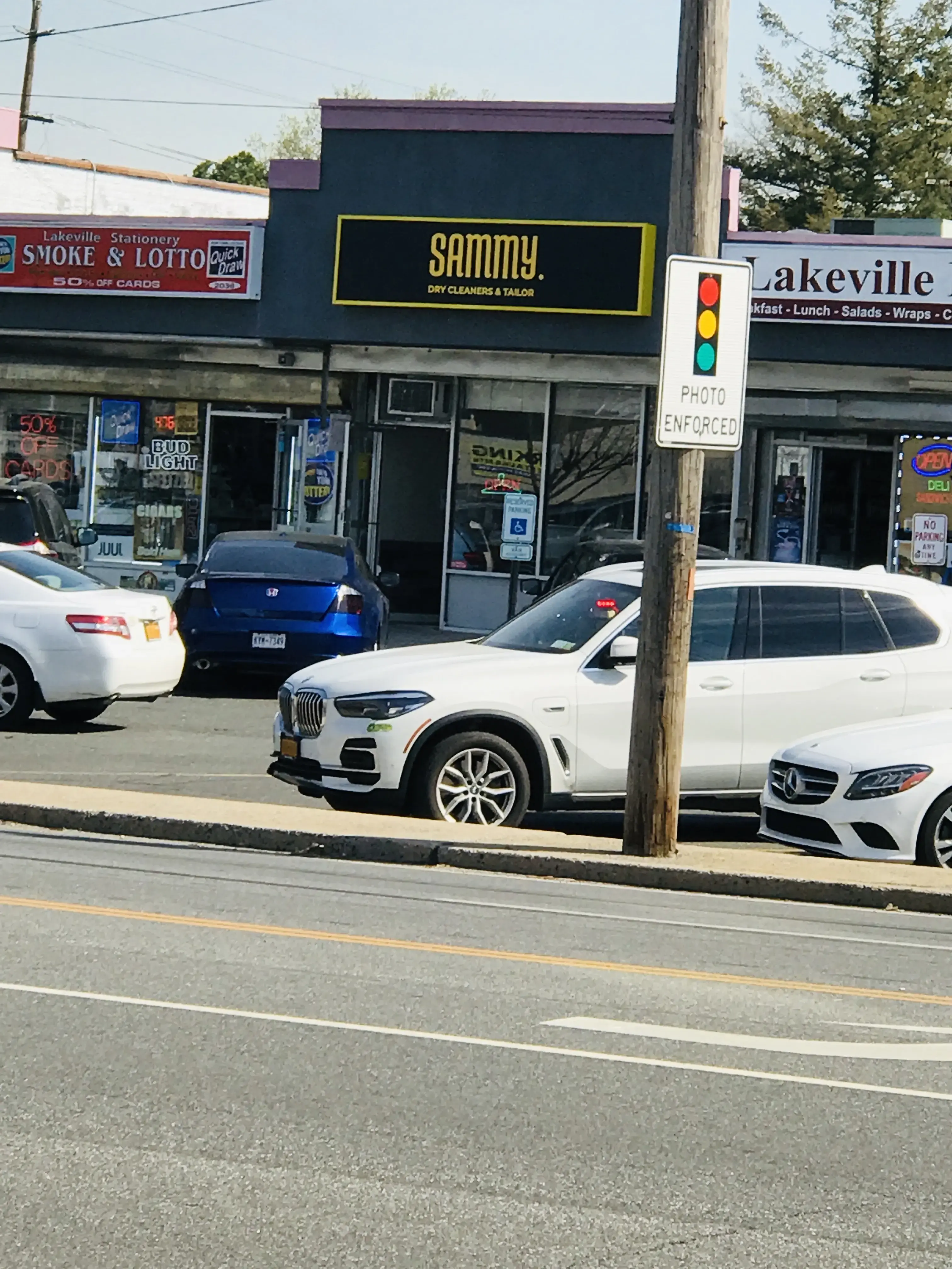 Sammy Dry Cleaners & Tailor location