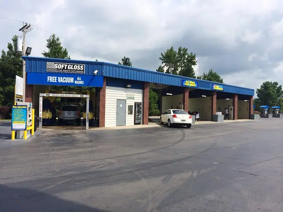 Sam's Laundromat - Coin Laundry - Image 4