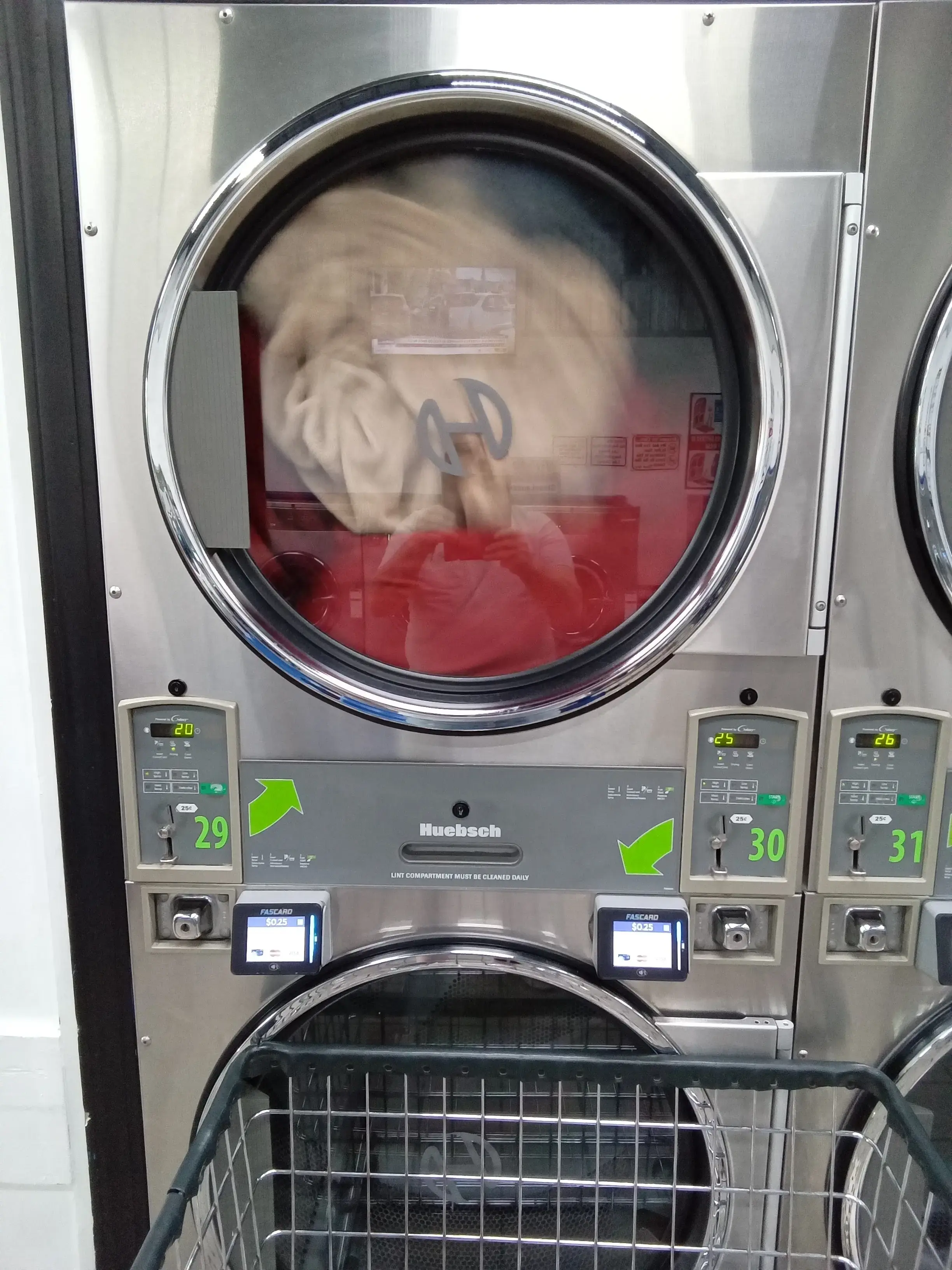 Sam's Laundromat - Coin Laundry - Image 12