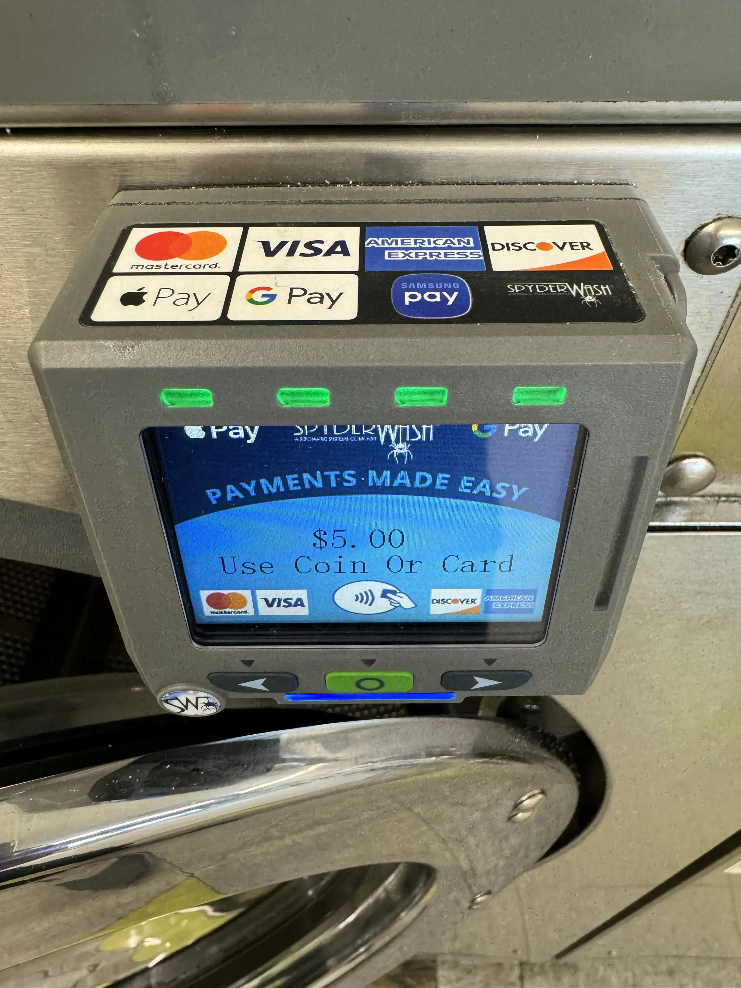 San Antonio Coin Laundry - Image 13