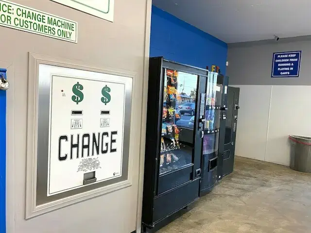 San Jacinto Family Laundry - Image 3