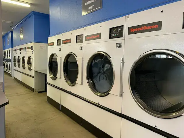 San Jacinto Family Laundry - Image 19