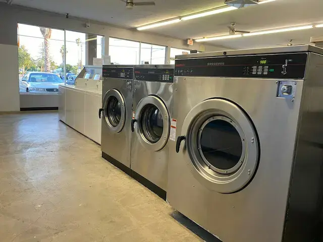 San Jacinto Family Laundry - Image 15