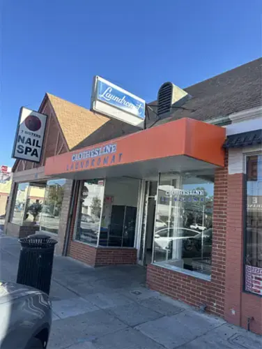 San Mateo Clothesline Laundromat thumbnail 14