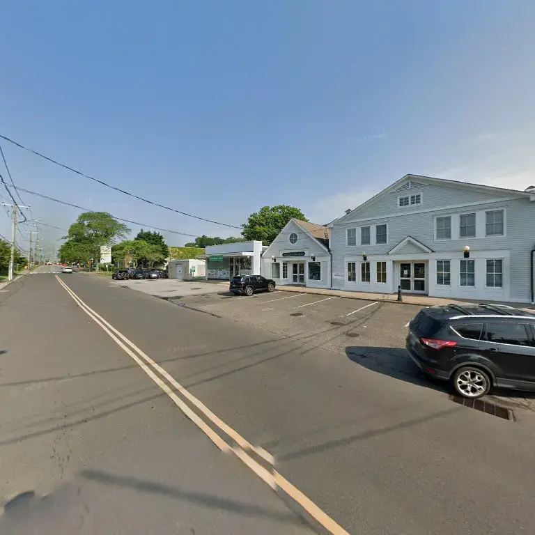 Sanda's Dry Cleaners - Image 1