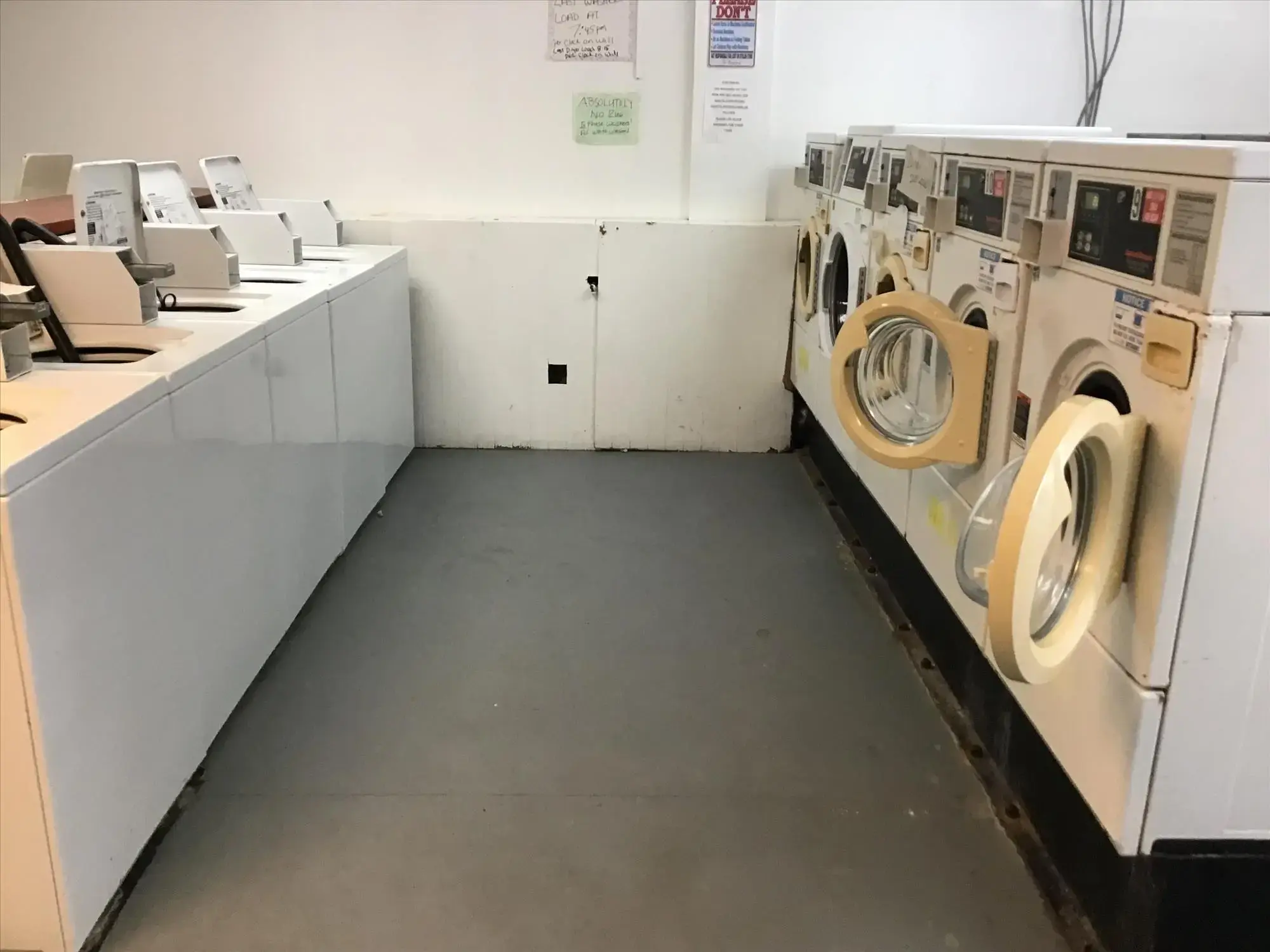 Sandfly Laundry And Cleaners thumbnail 6
