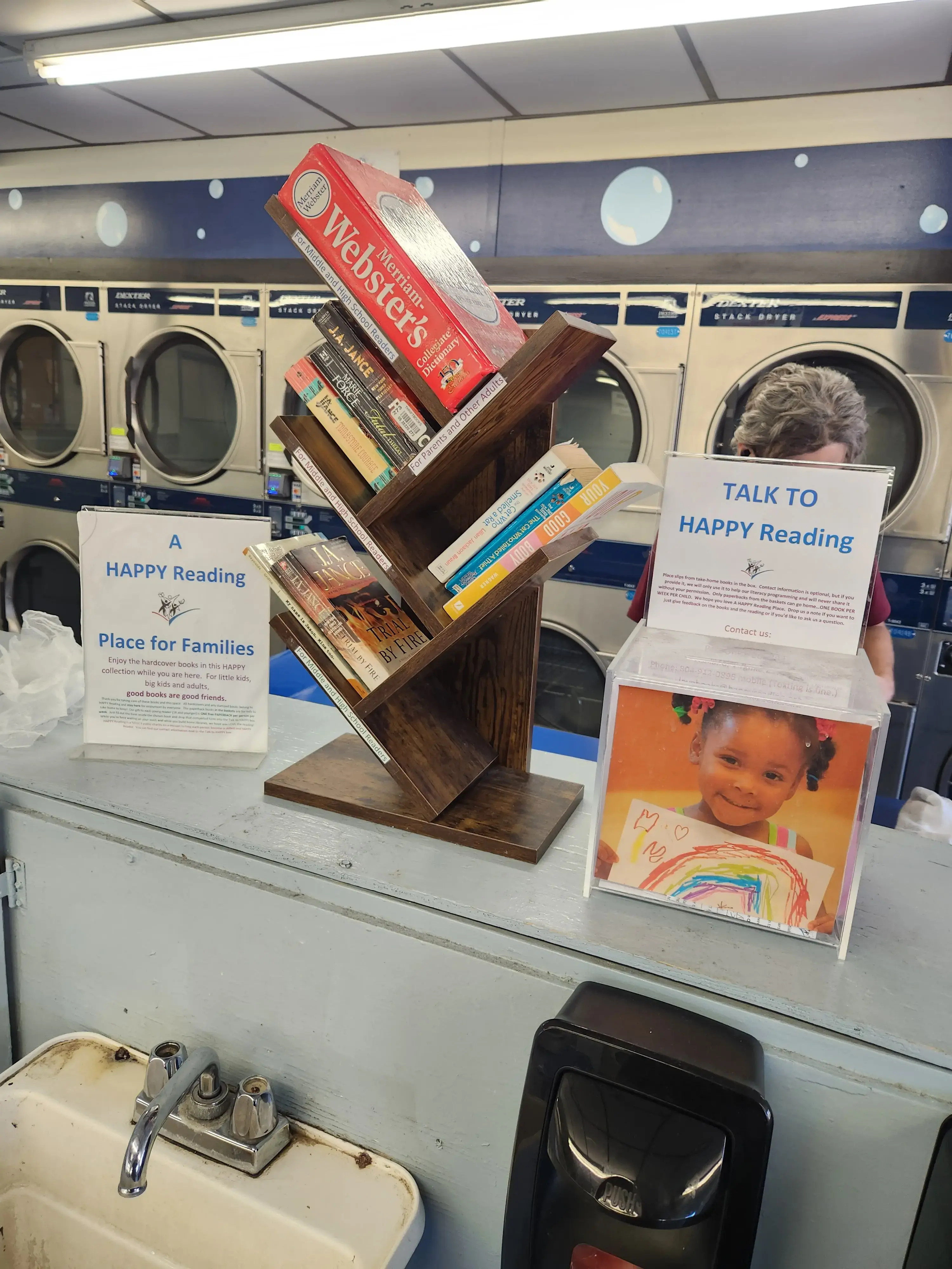 Sandston Laundry Land Laundromat - Image 14
