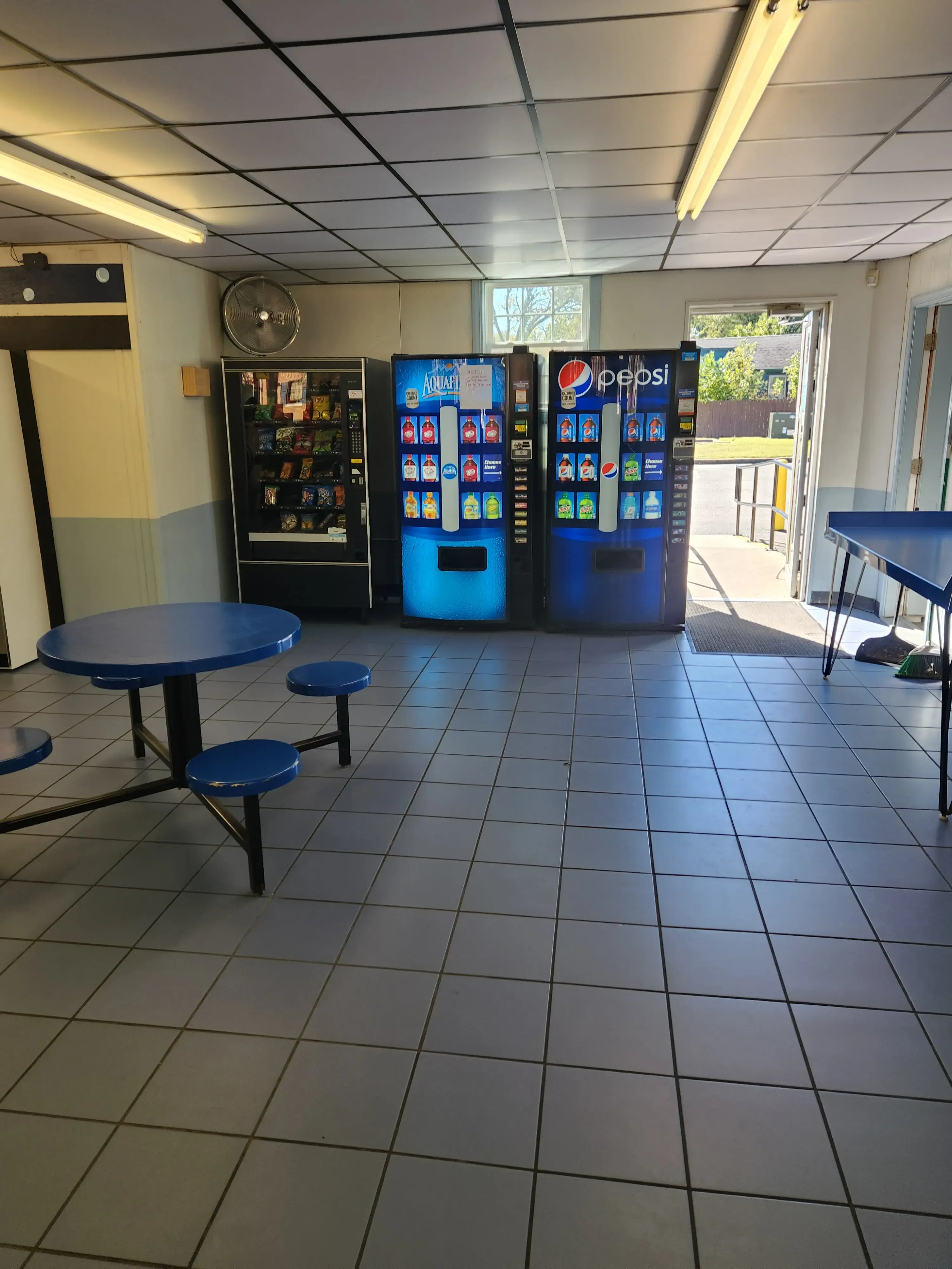 Sandston Laundry Land Laundromat thumbnail 11