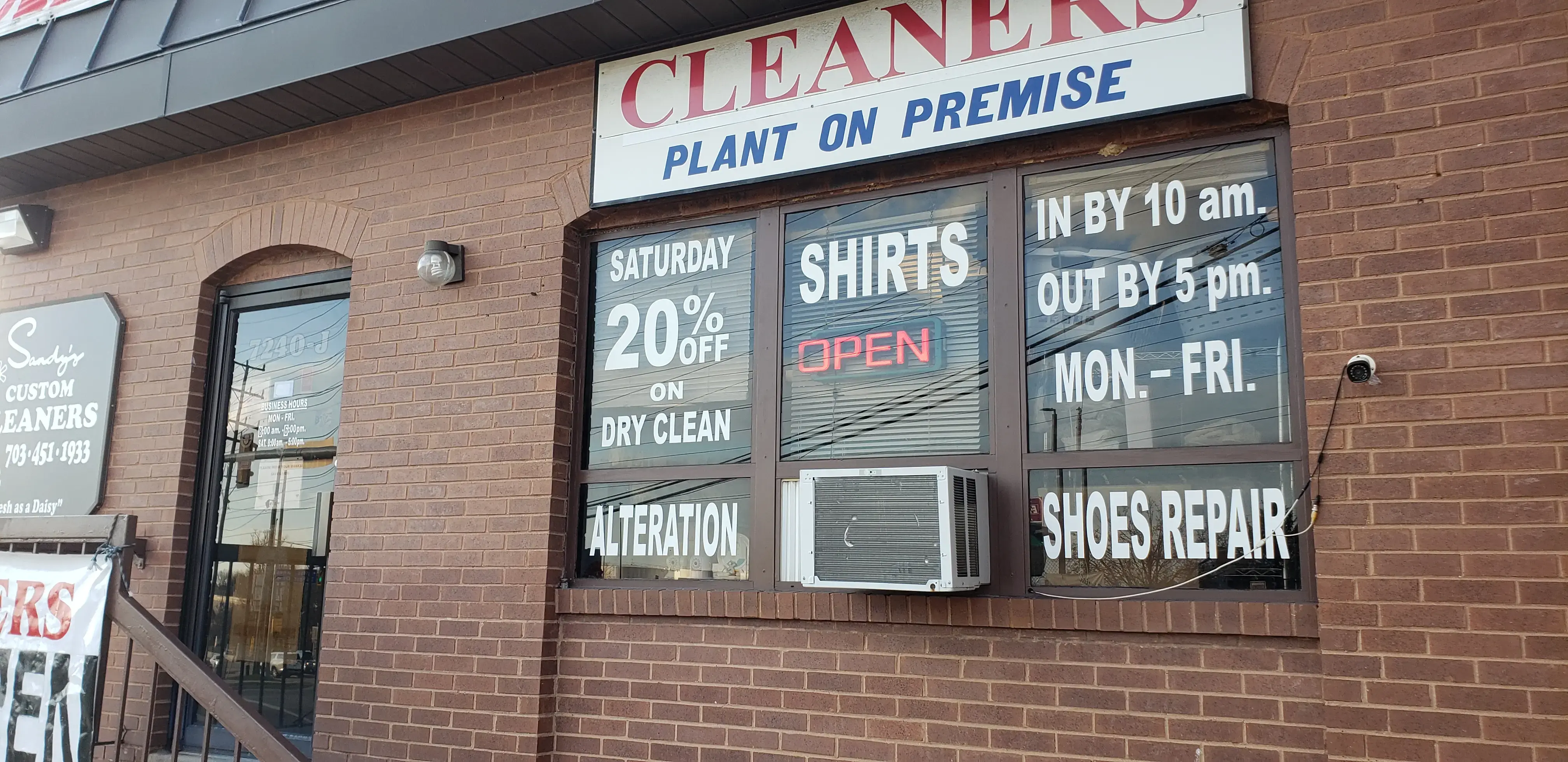 Sandy's Custom Cleaners Ltd location