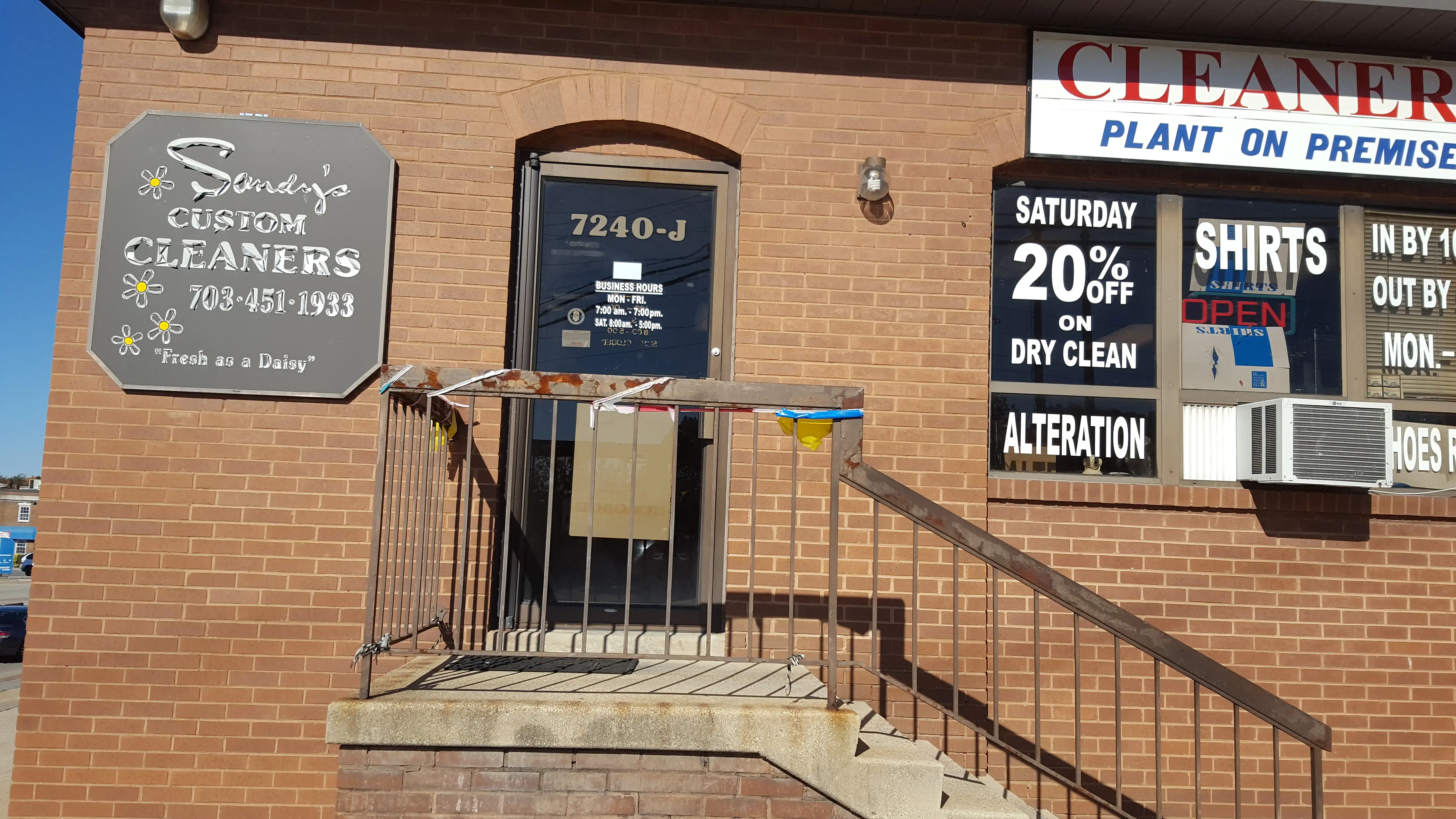 Sandy's Custom Cleaners Ltd - Image 7