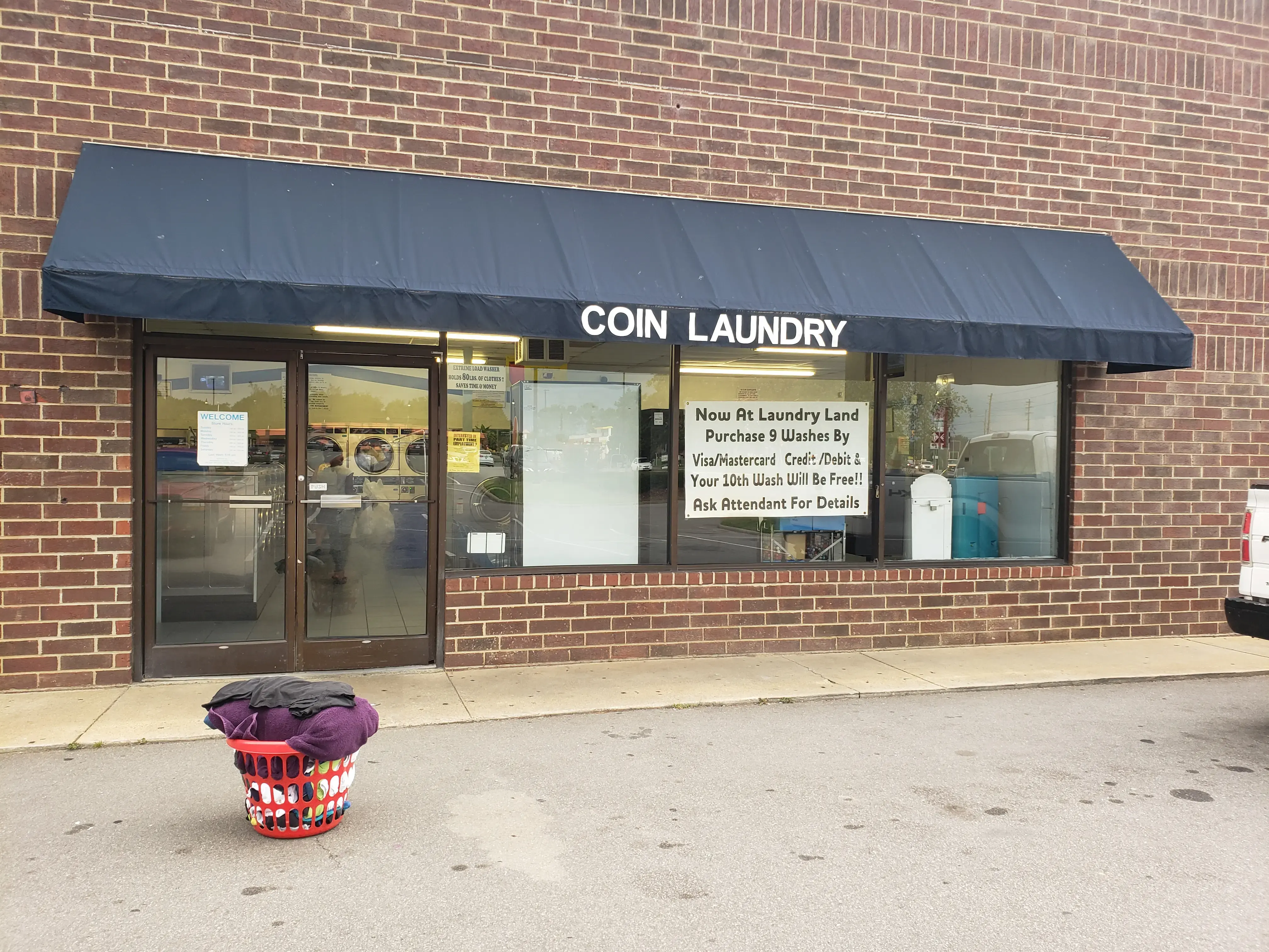 Sanford Laundry Land Laundromat thumbnail 5