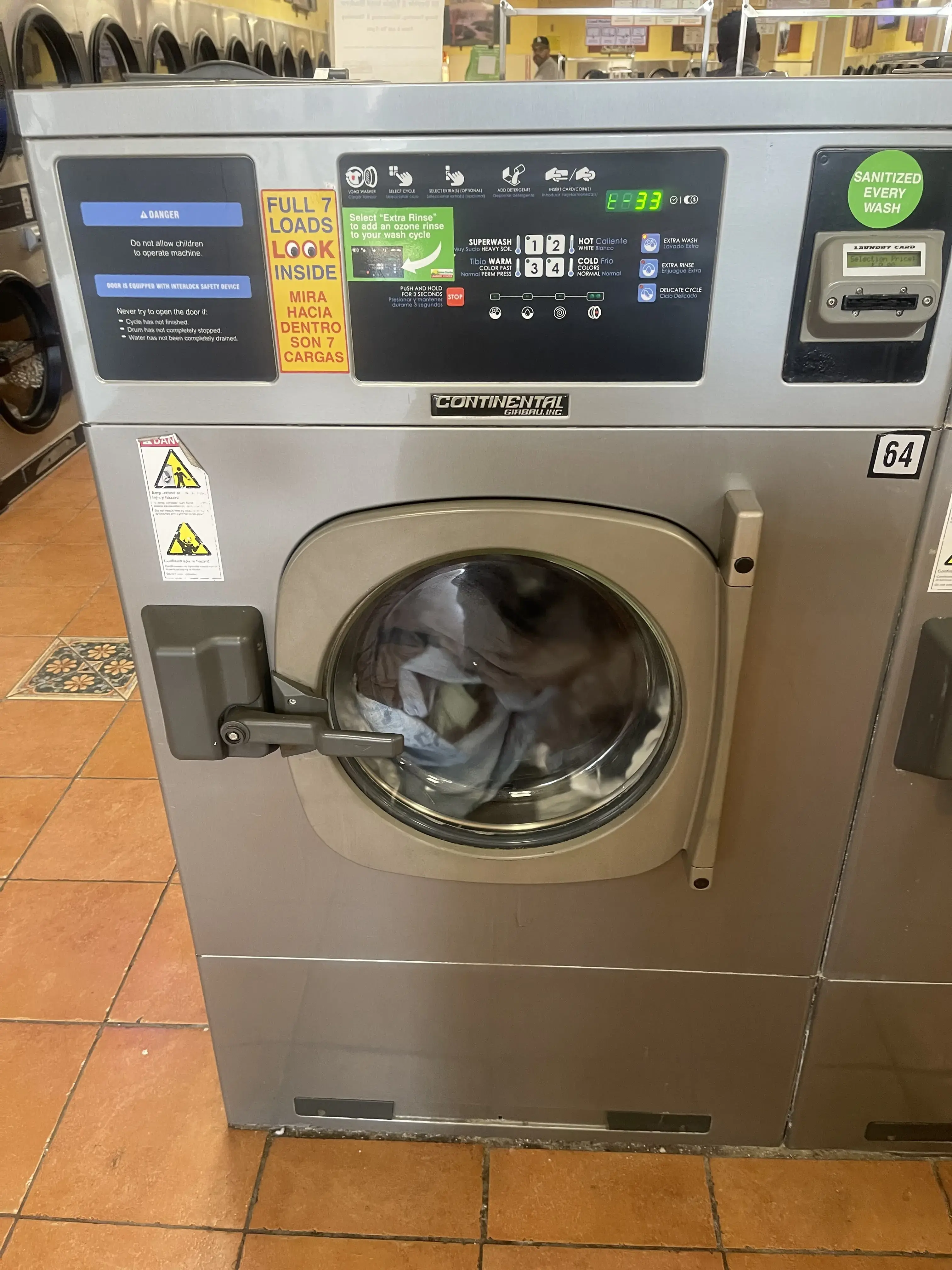 Santa Clarita Laundry thumbnail 15