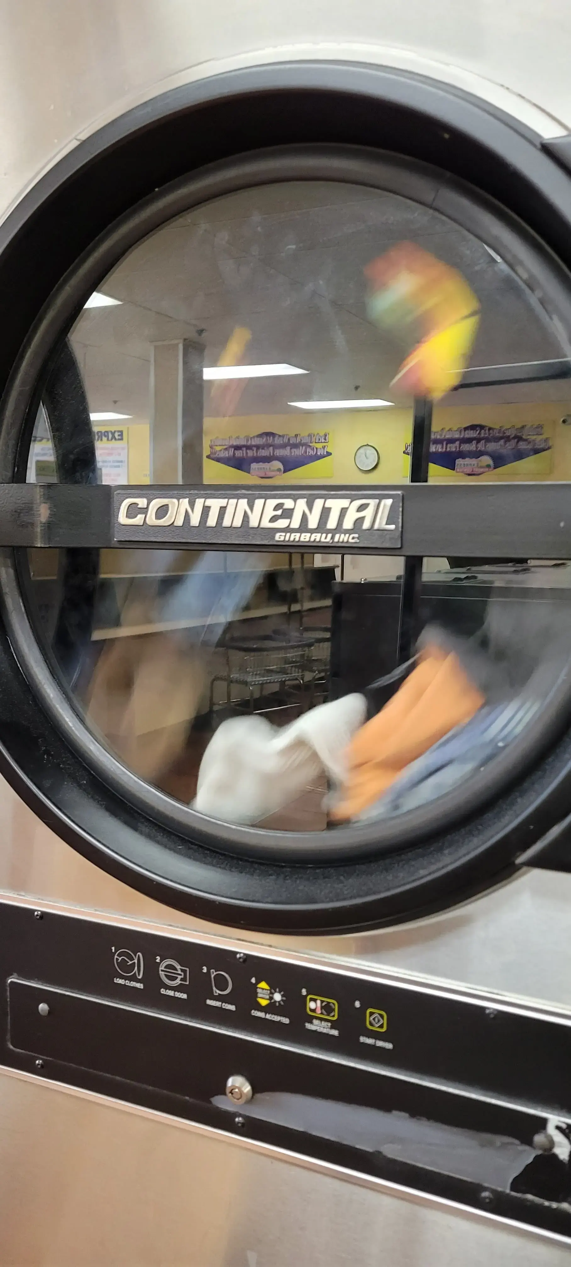 Santa Clarita Laundry - Image 11