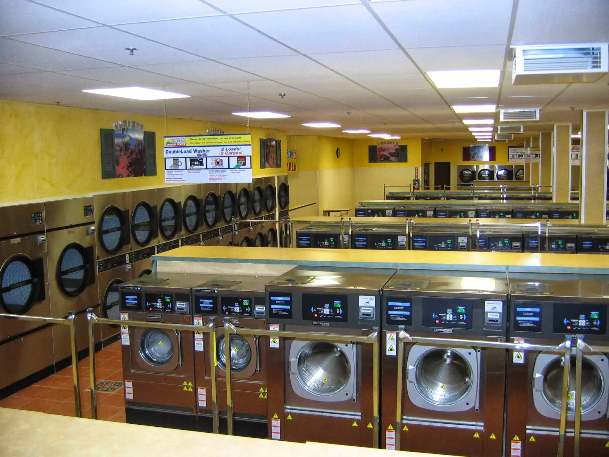Santa Clarita Laundry location