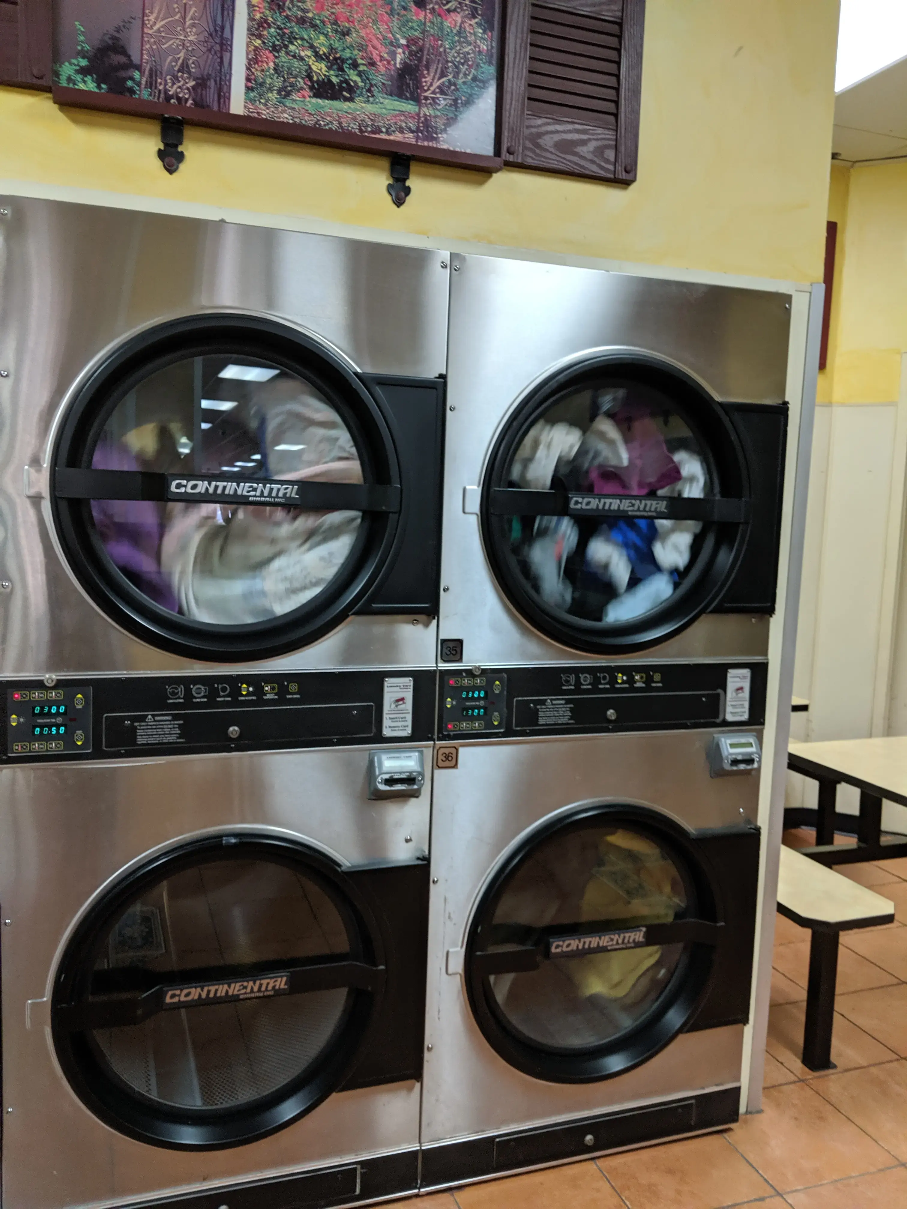 Santa Clarita Laundry - Image 18
