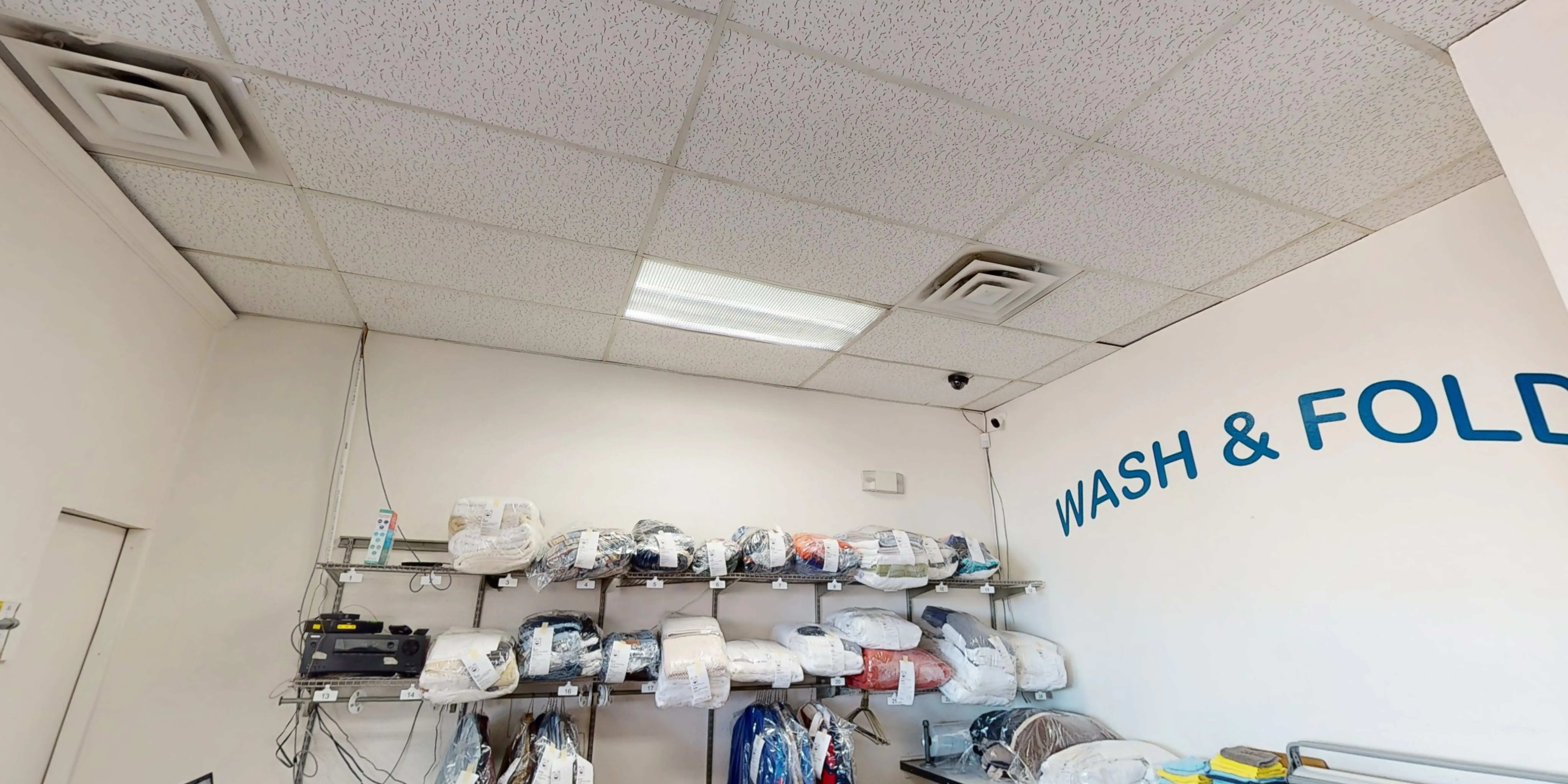 Santa Fe Laundry, laundromat and Wash and Fold thumbnail 20
