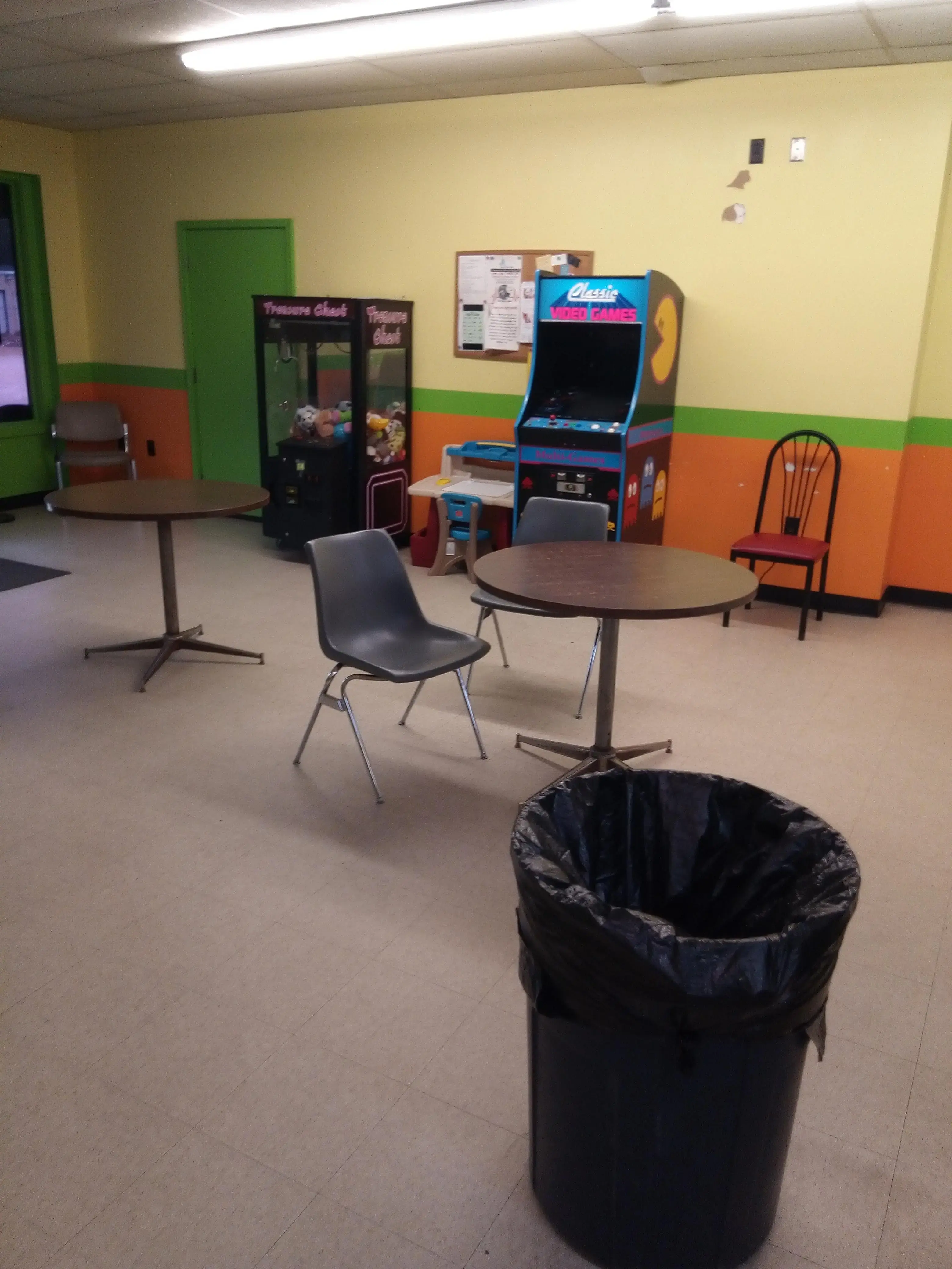 Saraland Coin Laundry - Image 4