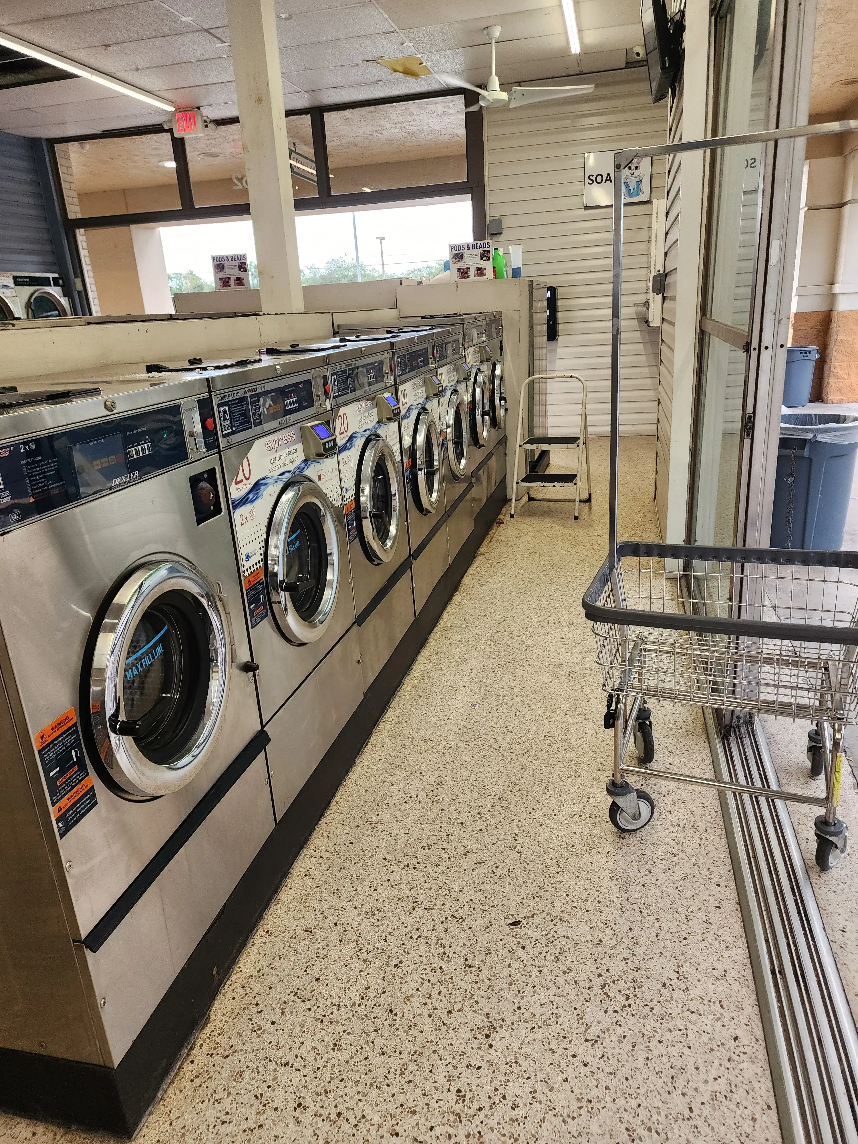 Sarasota Wash and Fold location