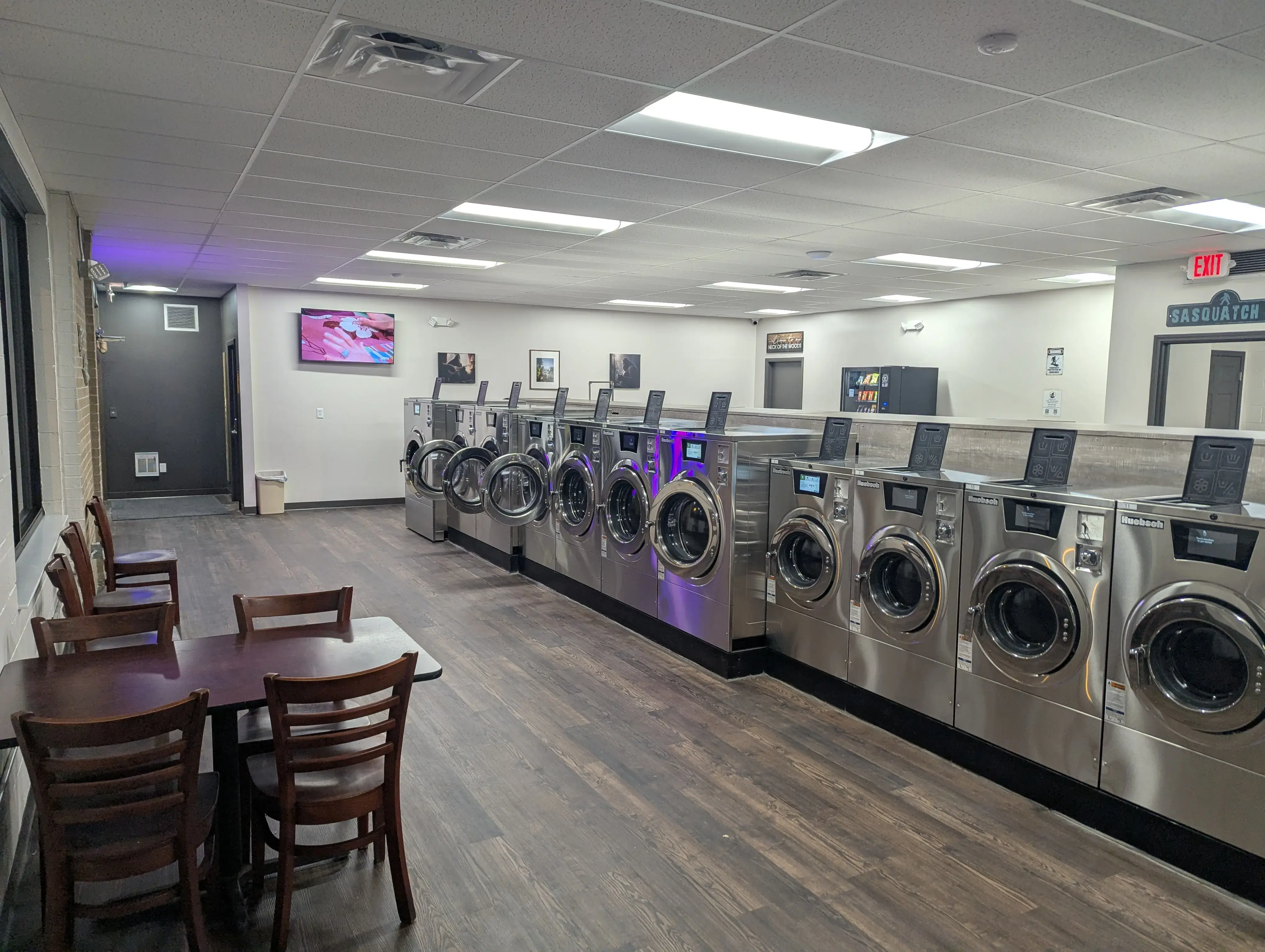 Sasqwash Laundromat thumbnail 9