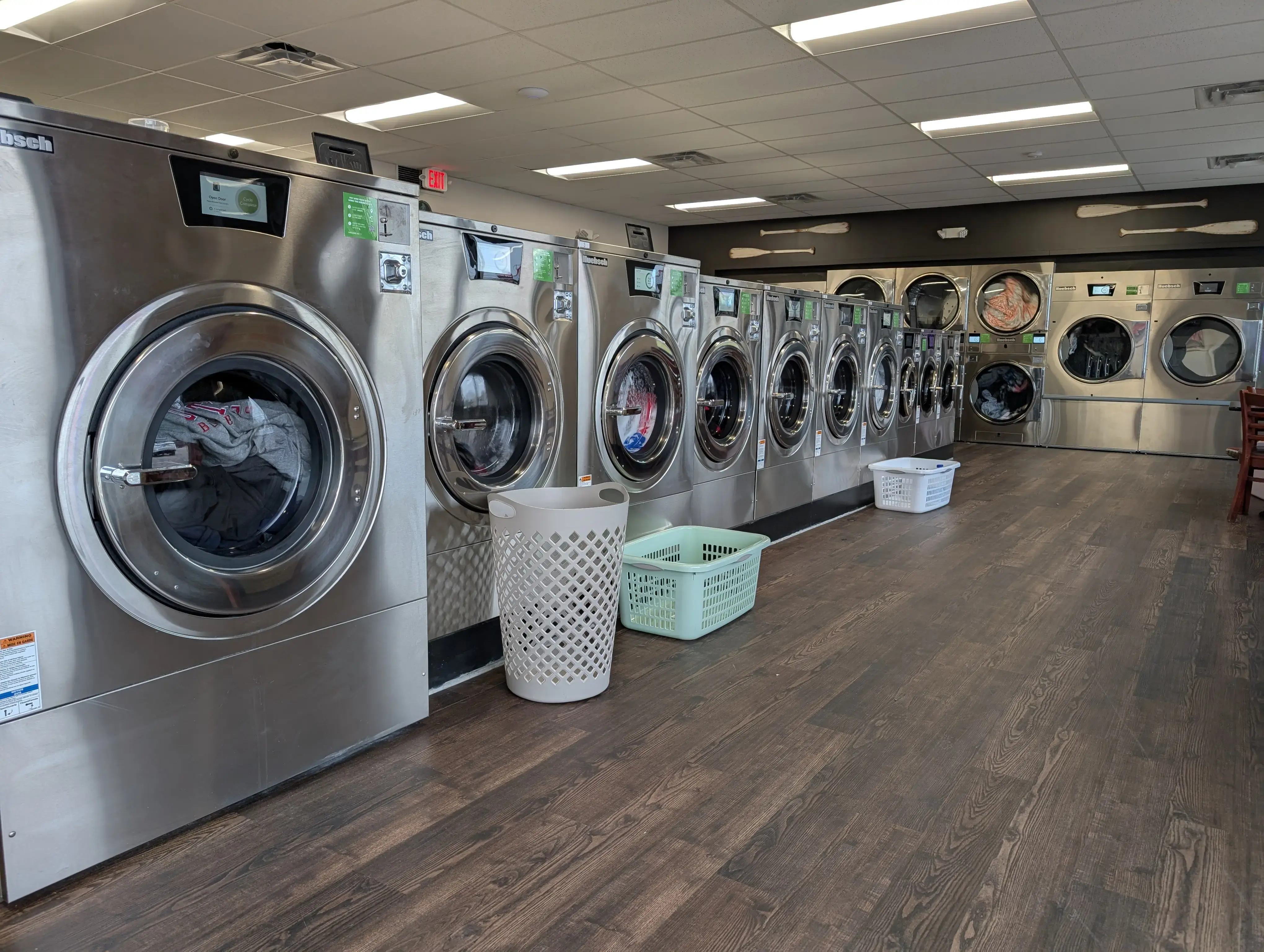 Sasqwash Laundromat - Image 15
