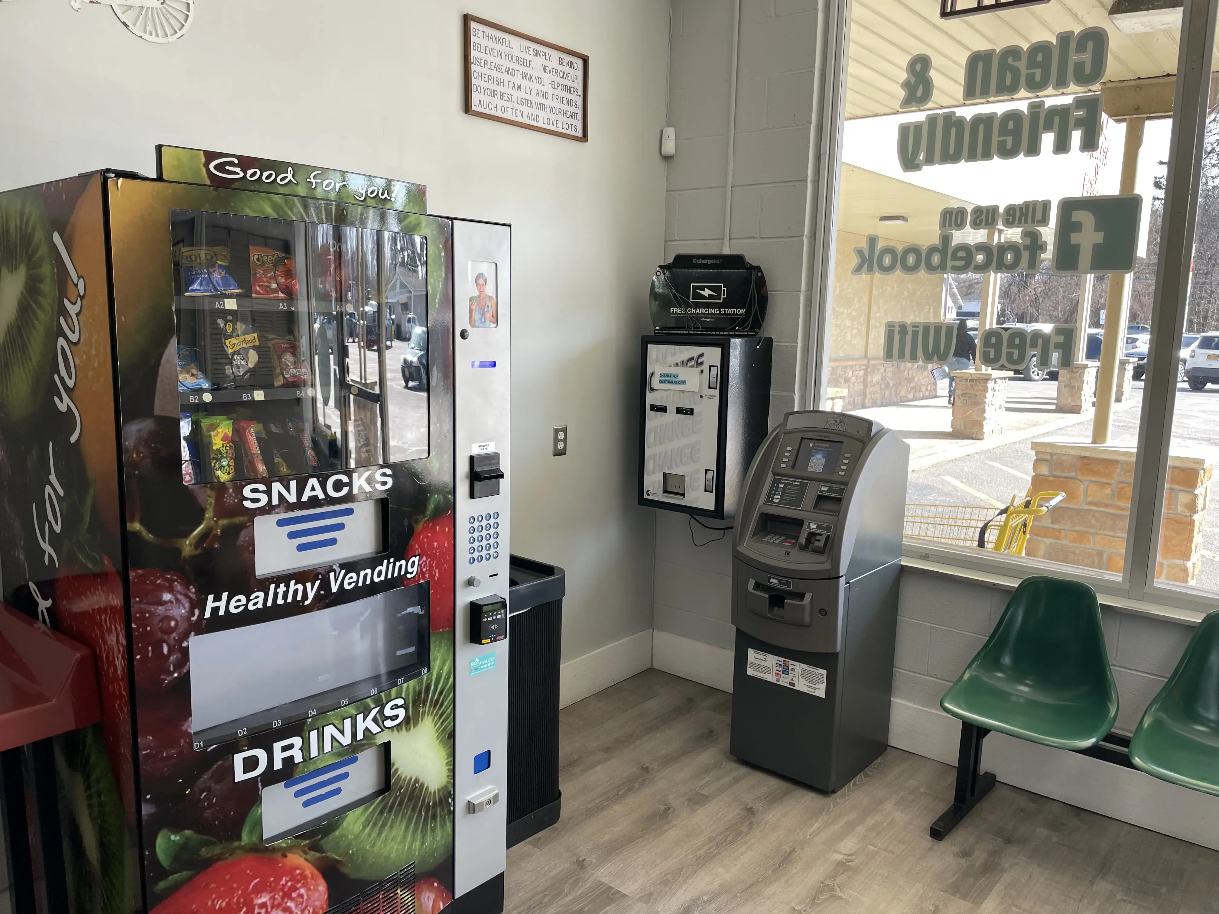 Saugerties Laundry II thumbnail 2