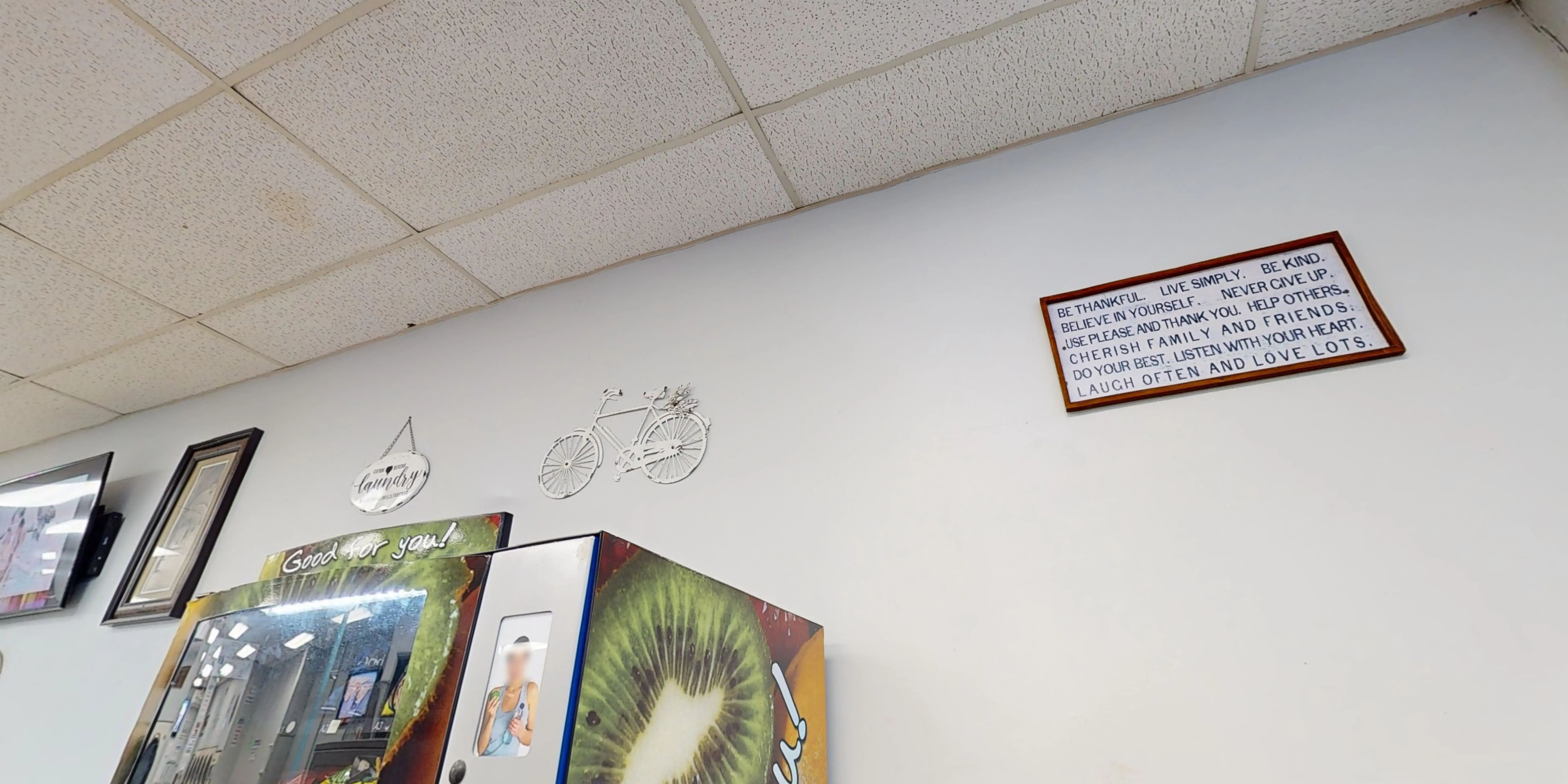 Saugerties Laundry II - Image 13