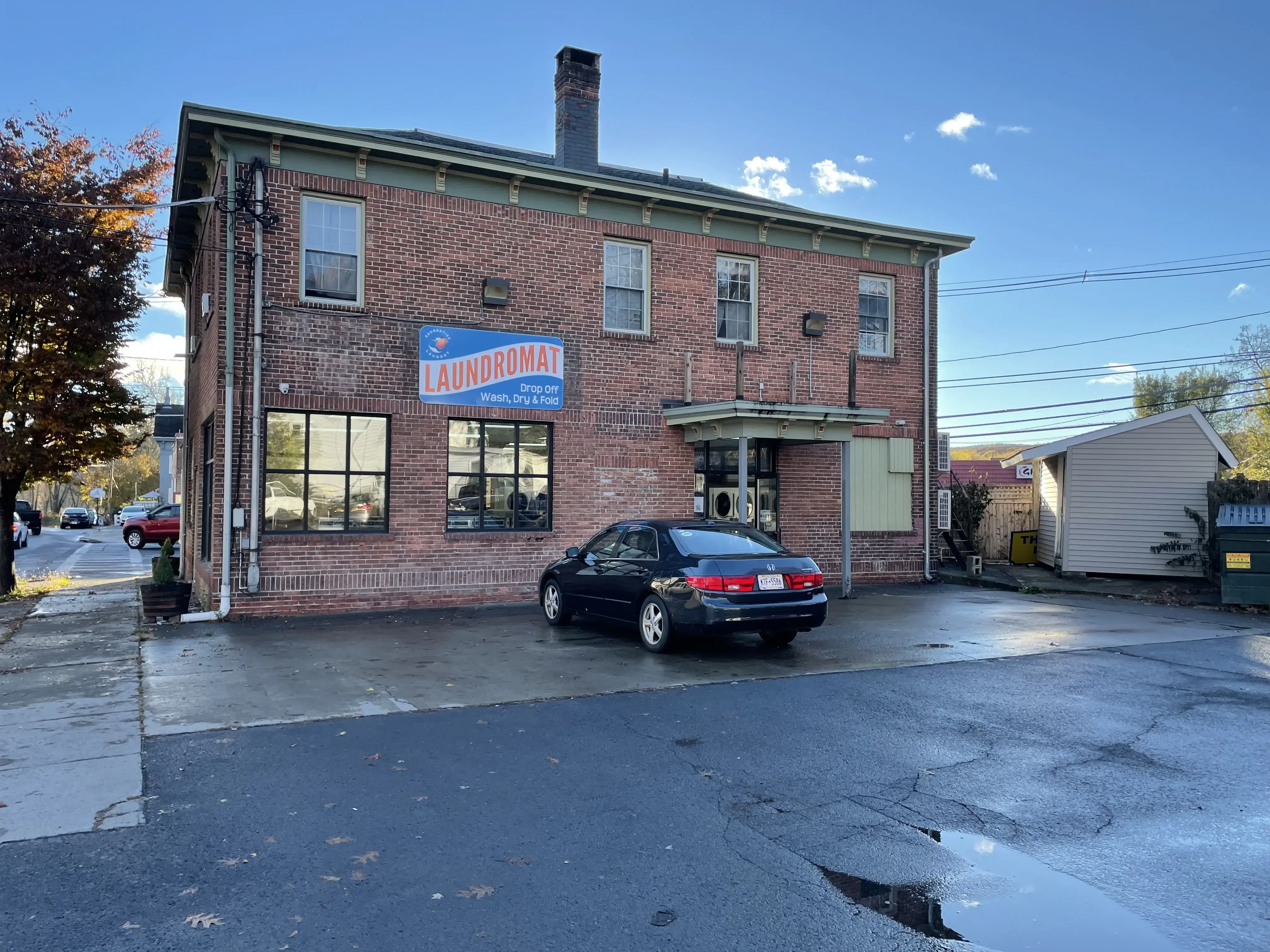 Saugerties Laundry - Image 1