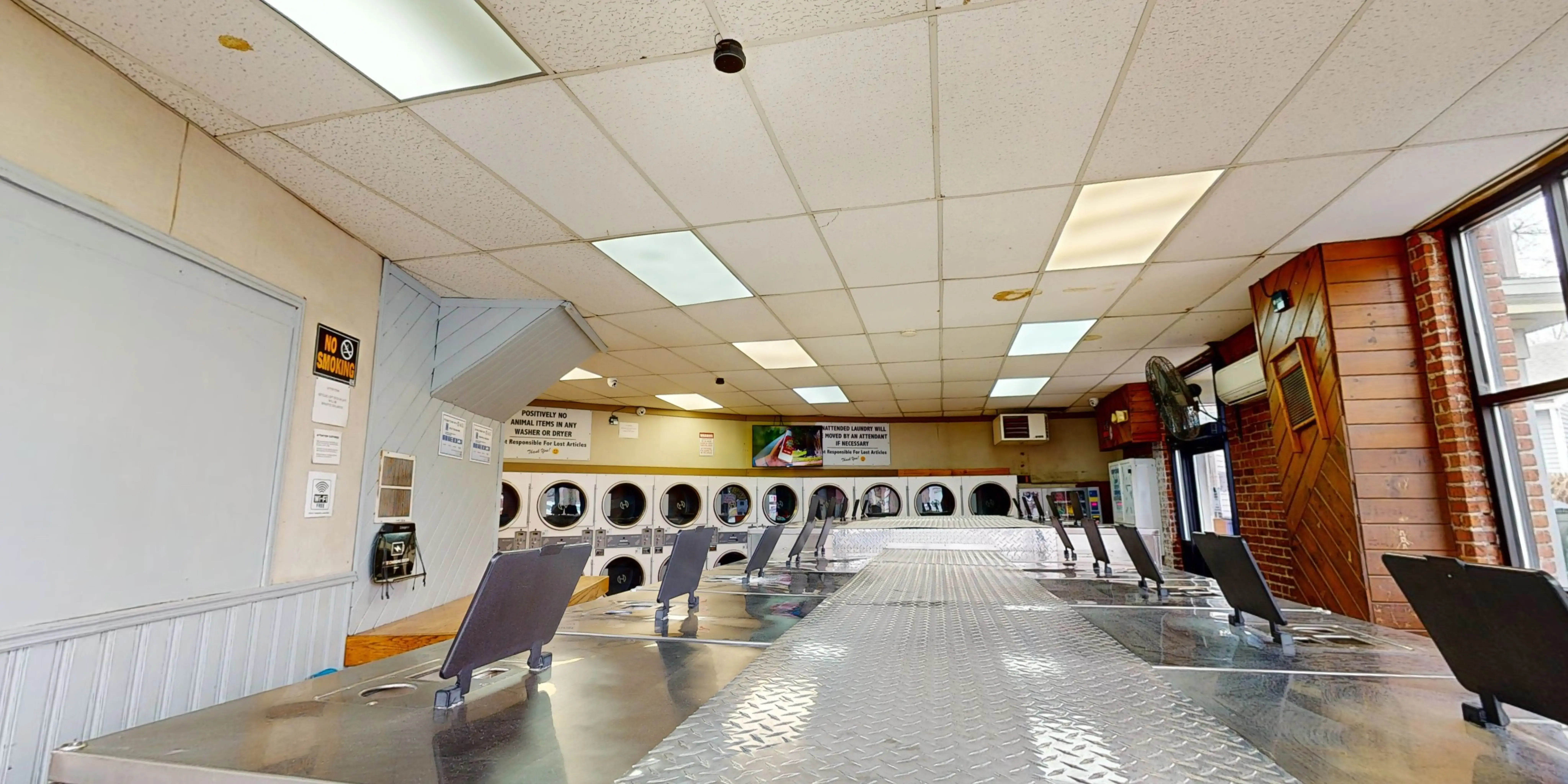 Saugerties Laundry - Image 10