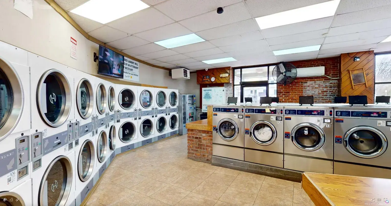 Saugerties Laundry - Image 2